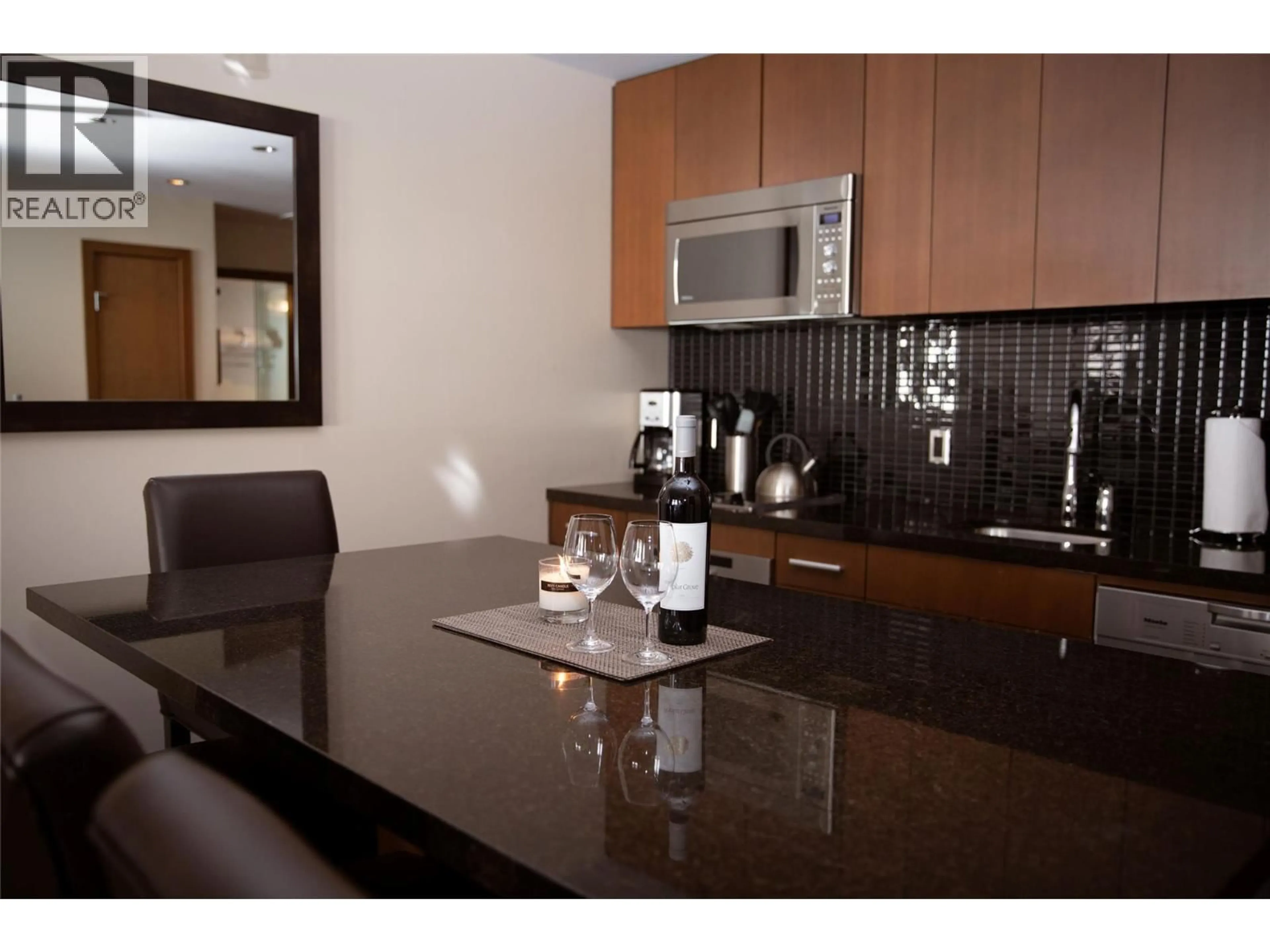 Standard kitchen, wood/laminate floor for 2533 - 2950 CAMOZZI ROAD, Revelstoke British Columbia V0E2S0