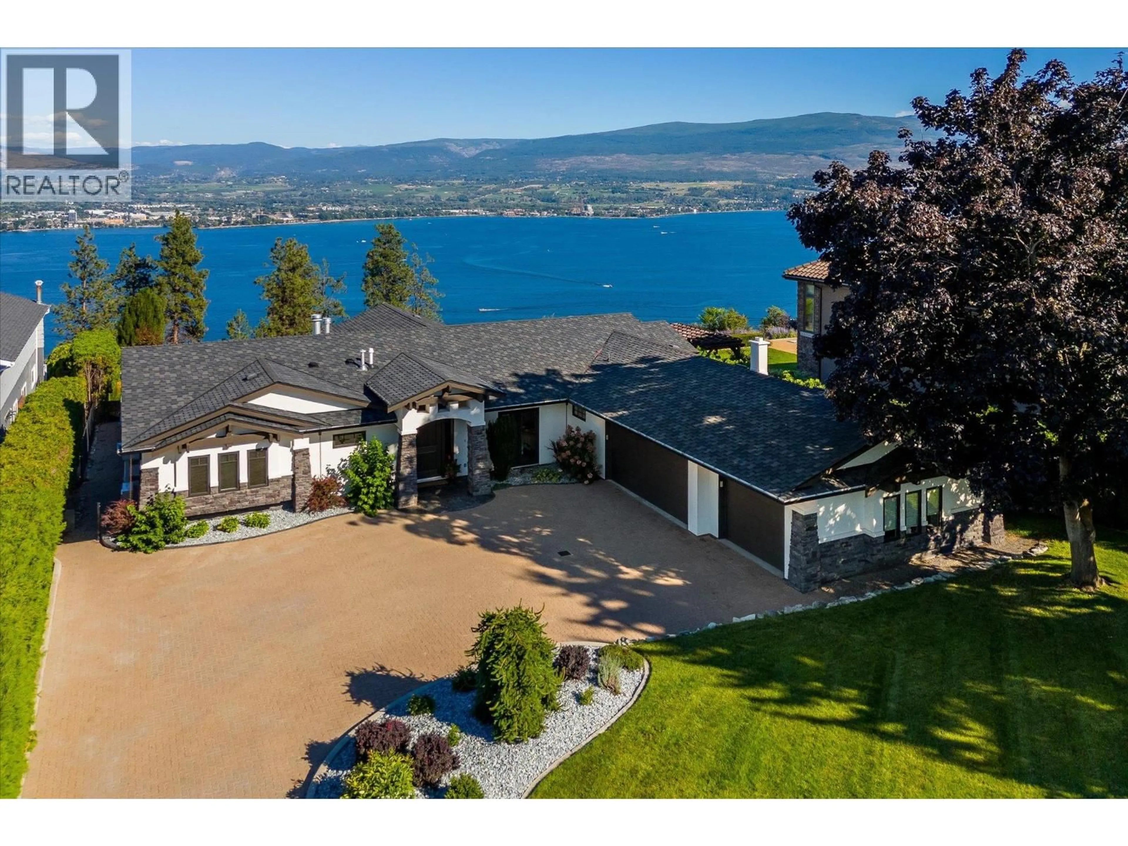 A pic from outside/outdoor area/front of a property/back of a property/a pic from drone, water/lake/river/ocean view for 2523 HILLSBOROUGH ROAD, West Kelowna British Columbia V1Z3E8