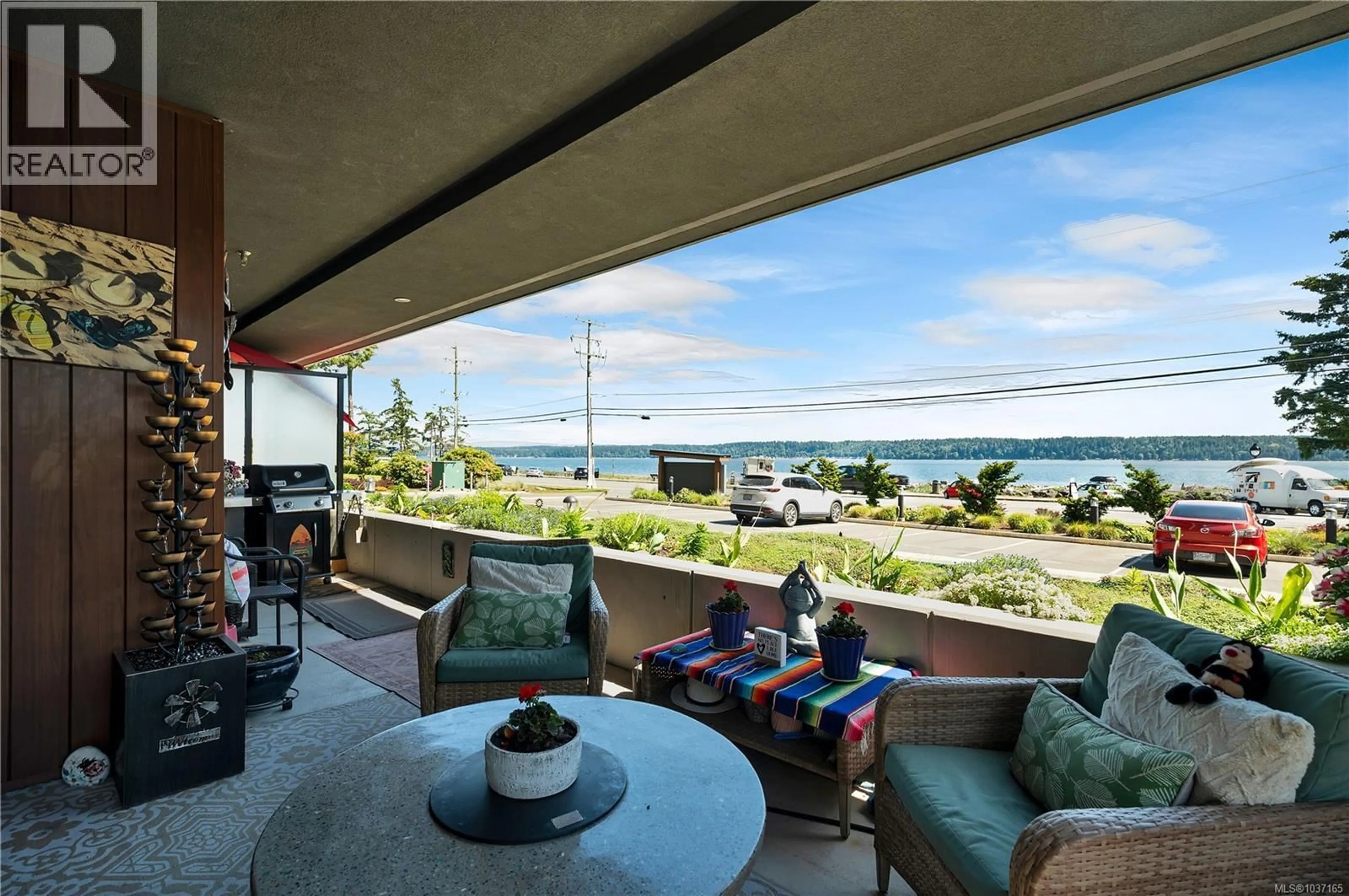 Patio, water/lake/river/ocean view for 102 - 684 ISLAND HIGHWAY SOUTH, Campbell River British Columbia V9W1A6