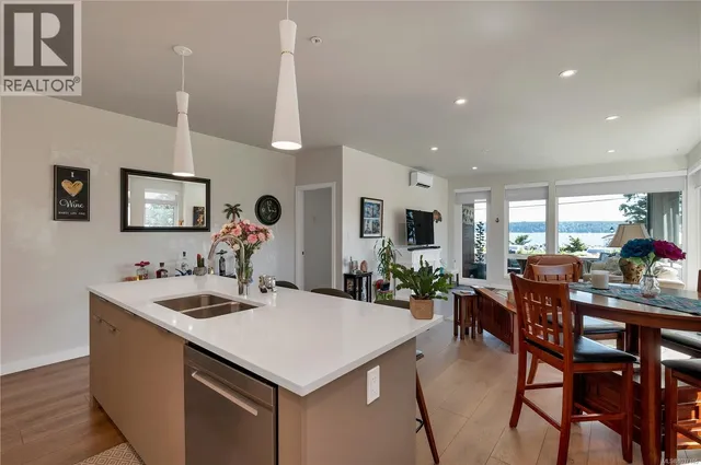 102 - 684 ISLAND HIGHWAY SOUTH, Campbell River 5