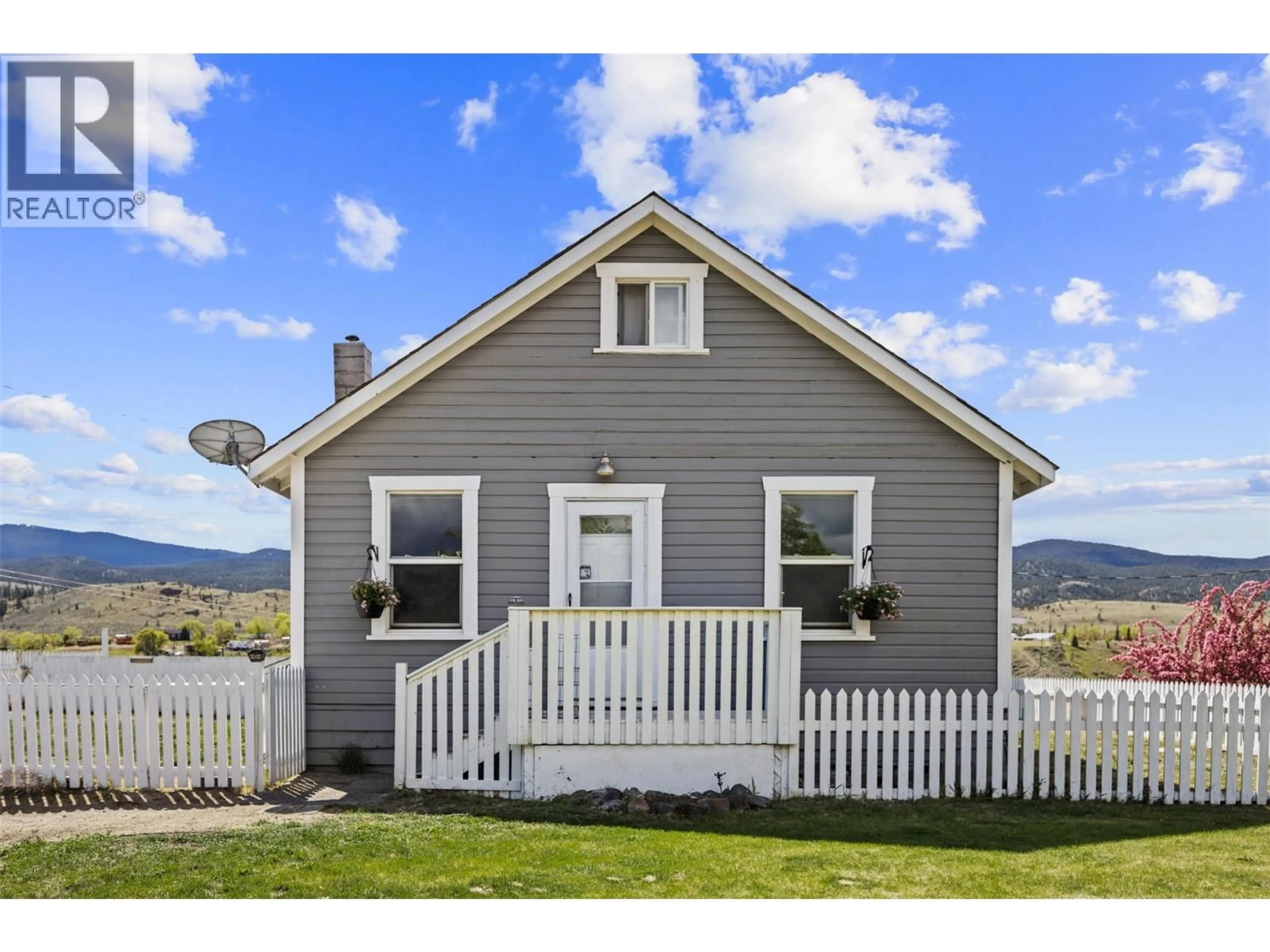 Home with vinyl exterior material, unknown for 5884 CHERRY ROAD, Kamloops British Columbia V1S2A2