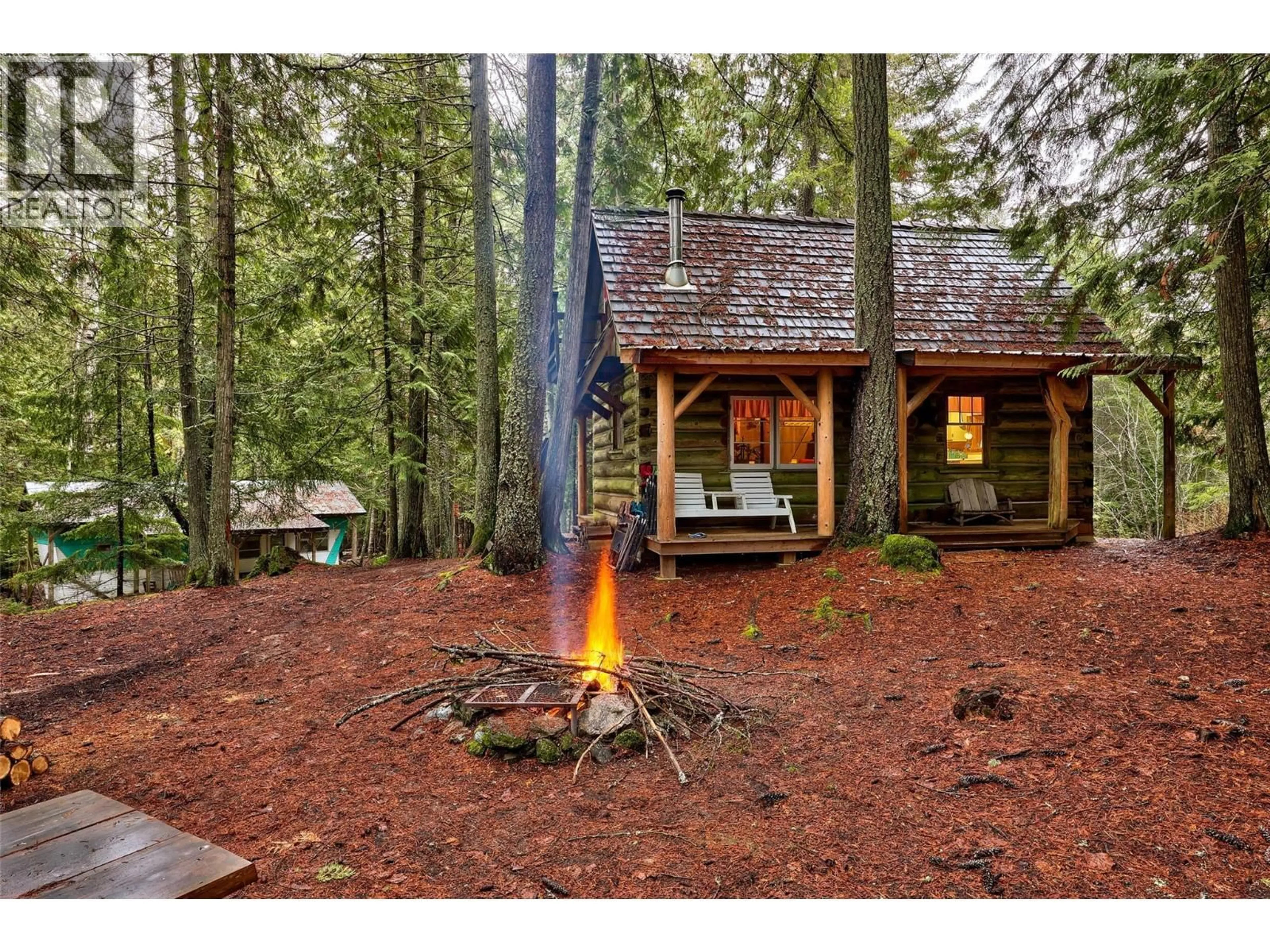 Unknown for 6057 LINE 17 ROAD, Magna Bay British Columbia V0E1M7