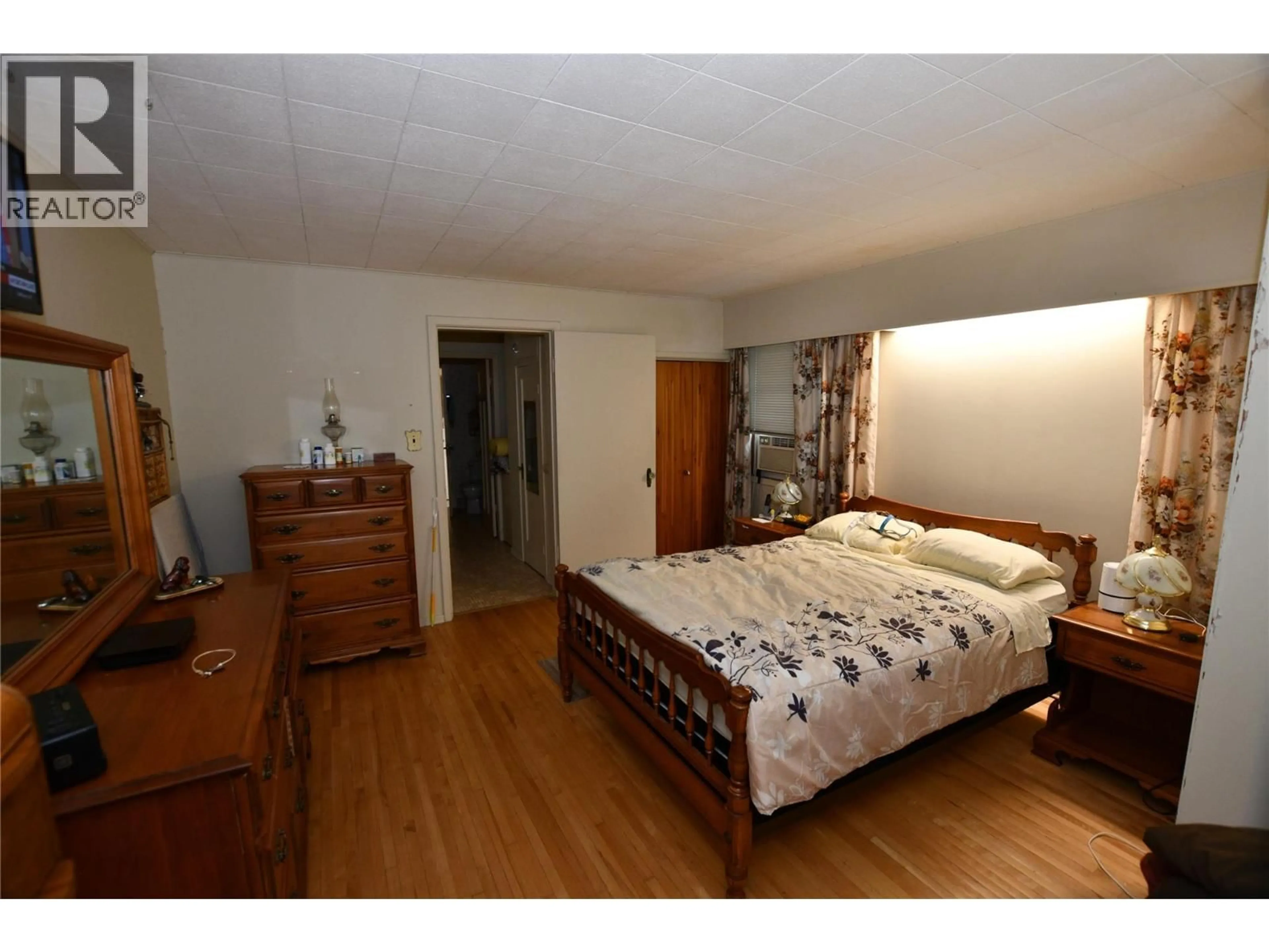A pic of a room for 421 WADE AVENUE EAST, Penticton British Columbia V2A1T1