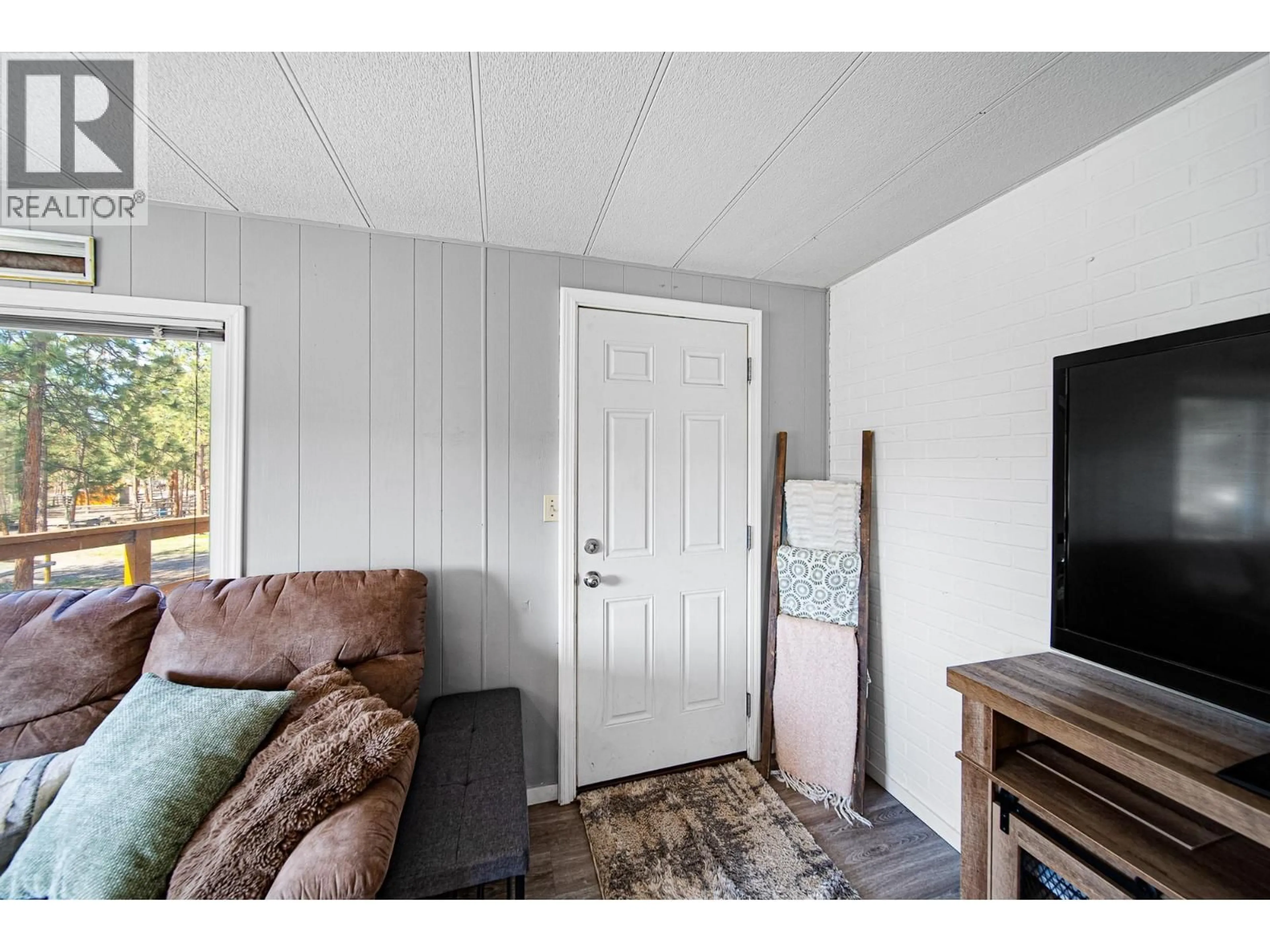 Unknown for 2505 KINVIG STREET, Merritt British Columbia V1K1Y0