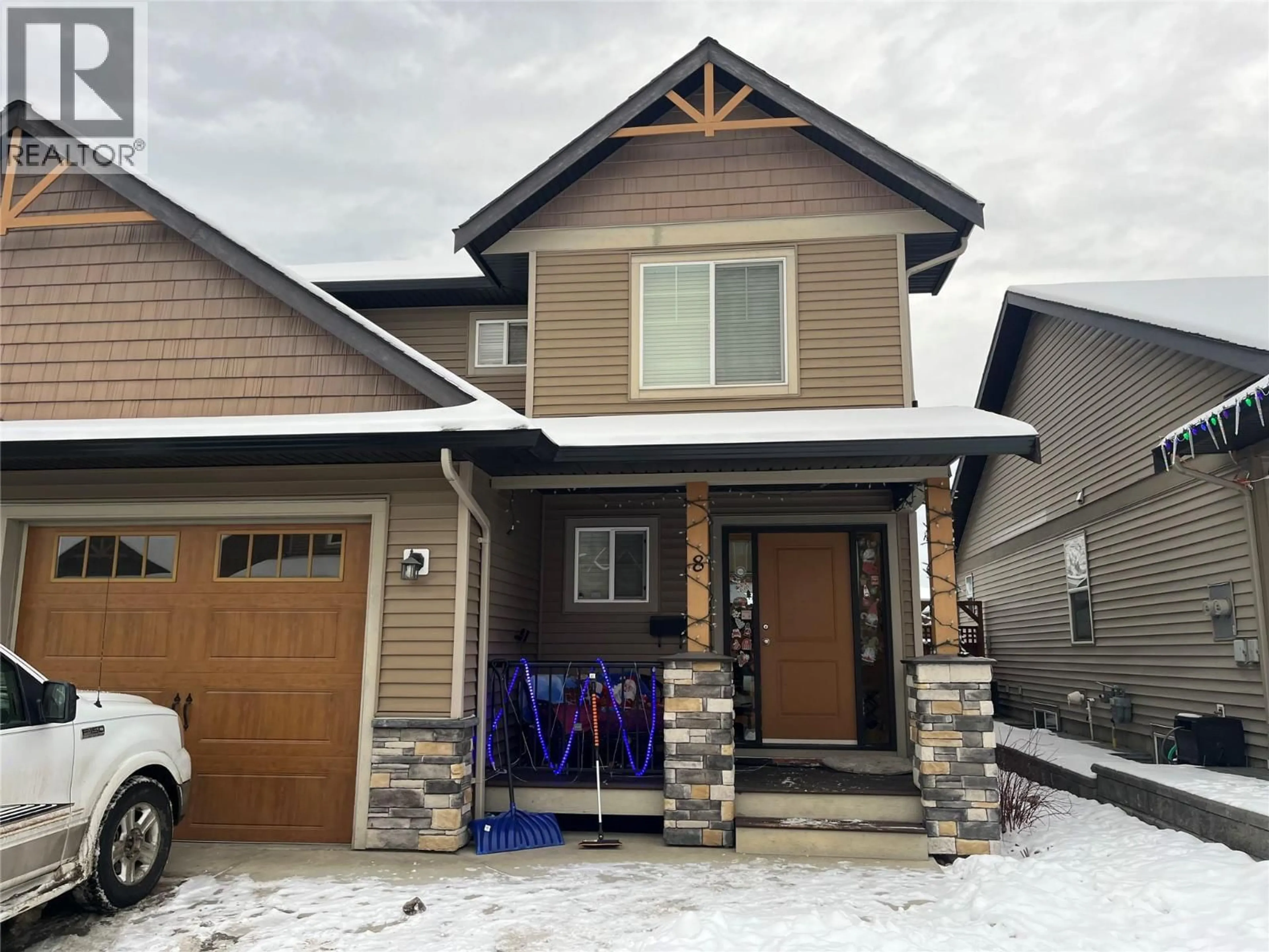 Home with vinyl exterior material, street for 8 - 3031 WESTSYDE ROAD, Kamloops British Columbia V2B0E4