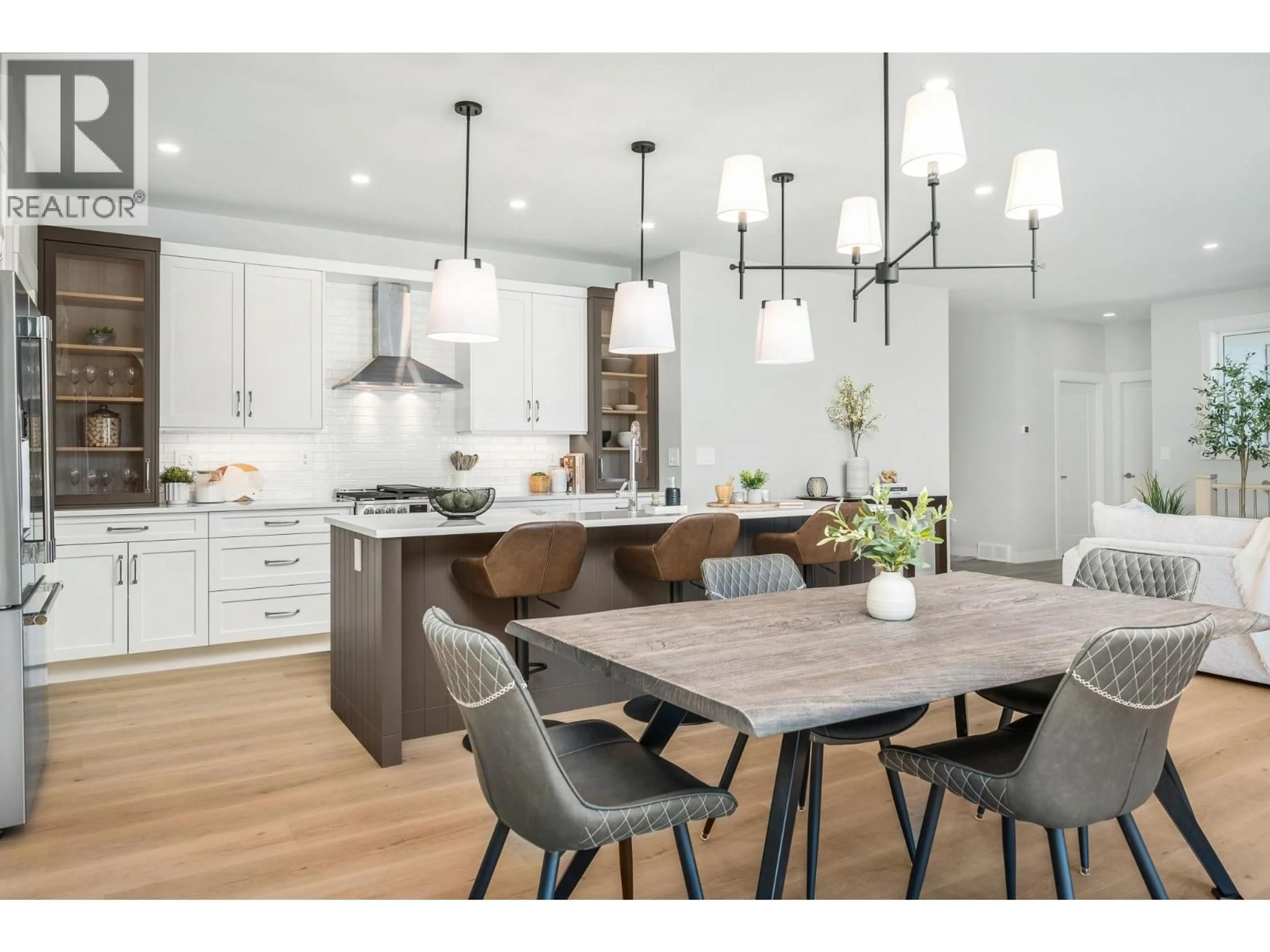 Open concept kitchen, unknown for 98 - 7760 OKANAGAN LANDING ROAD, Okanagan Landing British Columbia V1H1Z4