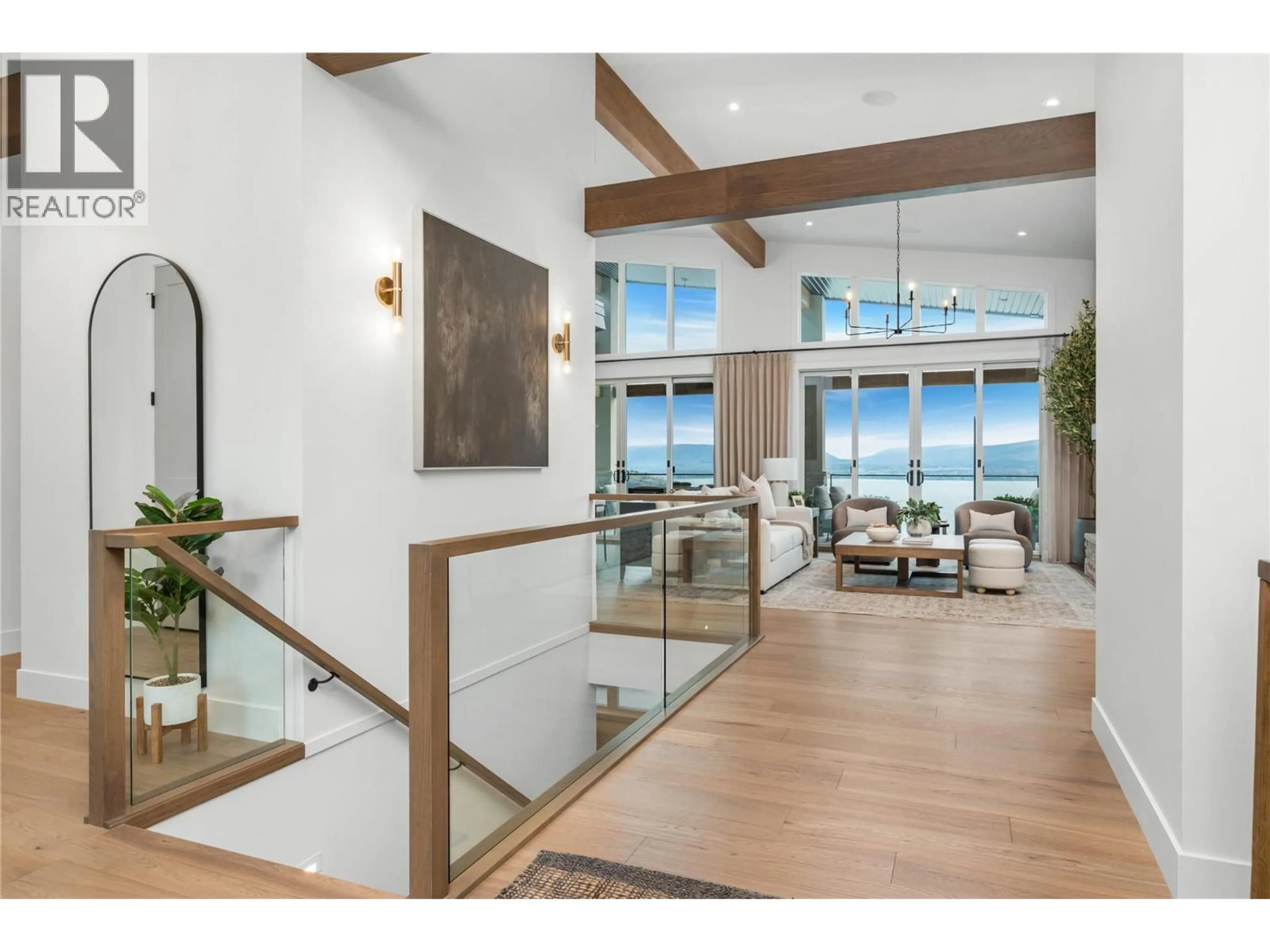 Indoor entryway for 4017 SUNSTONE STREET, West Kelowna British Columbia V4T0H1