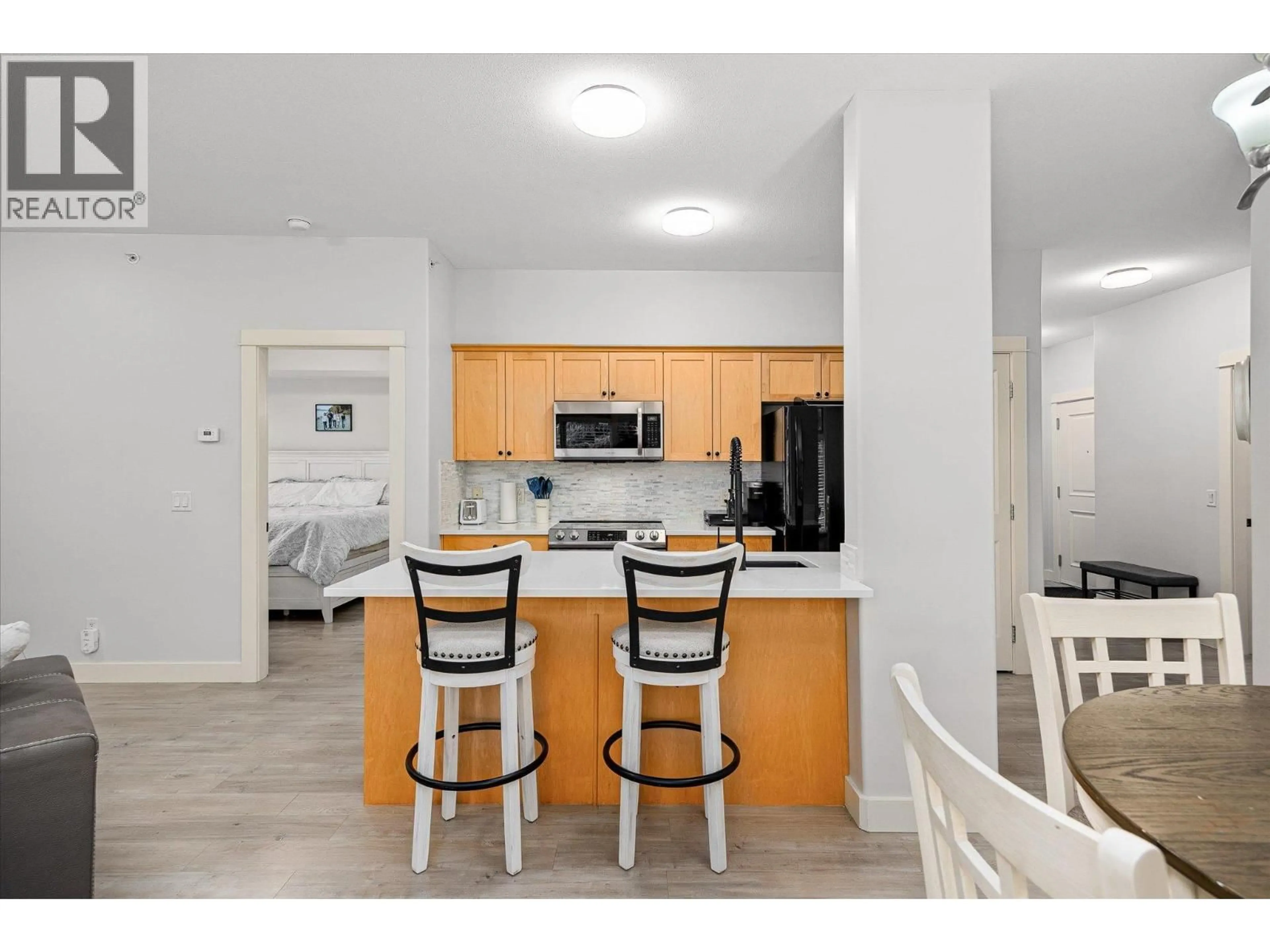 Standard kitchen, unknown for 222 - 2611 STILLWATER WAY, Lake Country British Columbia V4V2R3