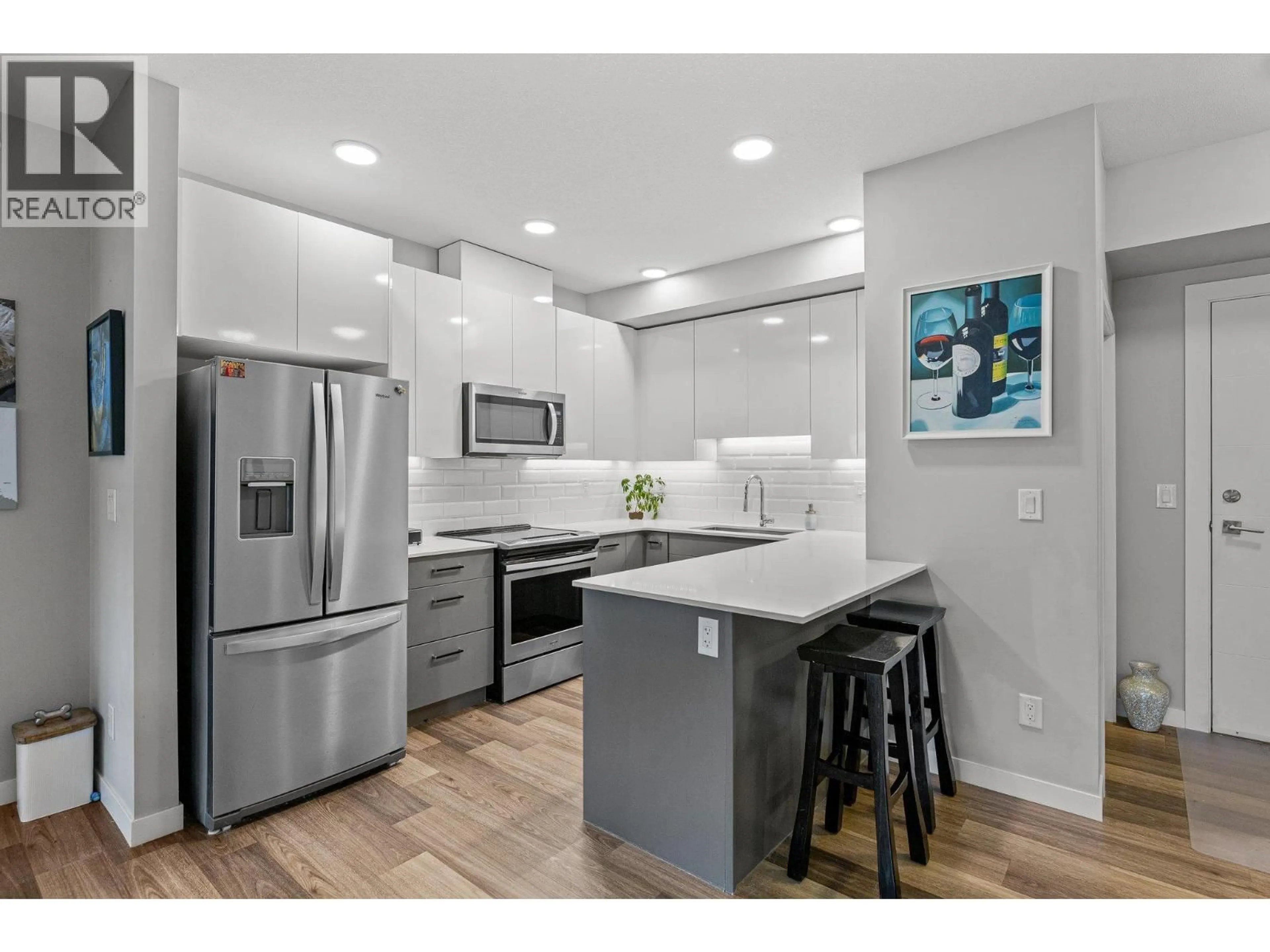 Open concept kitchen, unknown for 507 - 722 VALLEY ROAD, Kelowna British Columbia V1V0E2