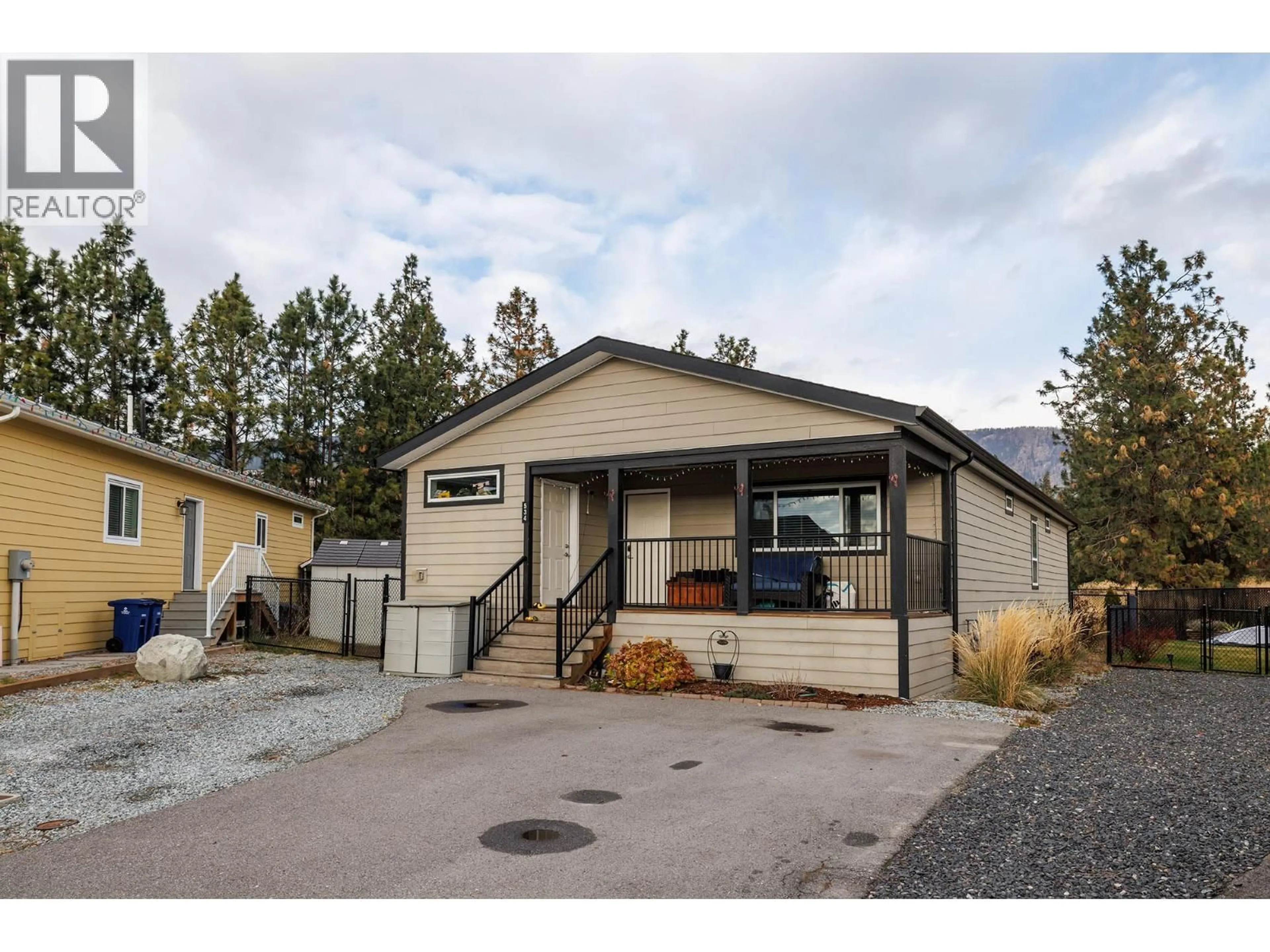 Home with vinyl exterior material, mountain view for 534 - 2440 OLD OKANAGAN HIGHWAY, Westbank British Columbia V4T3A3