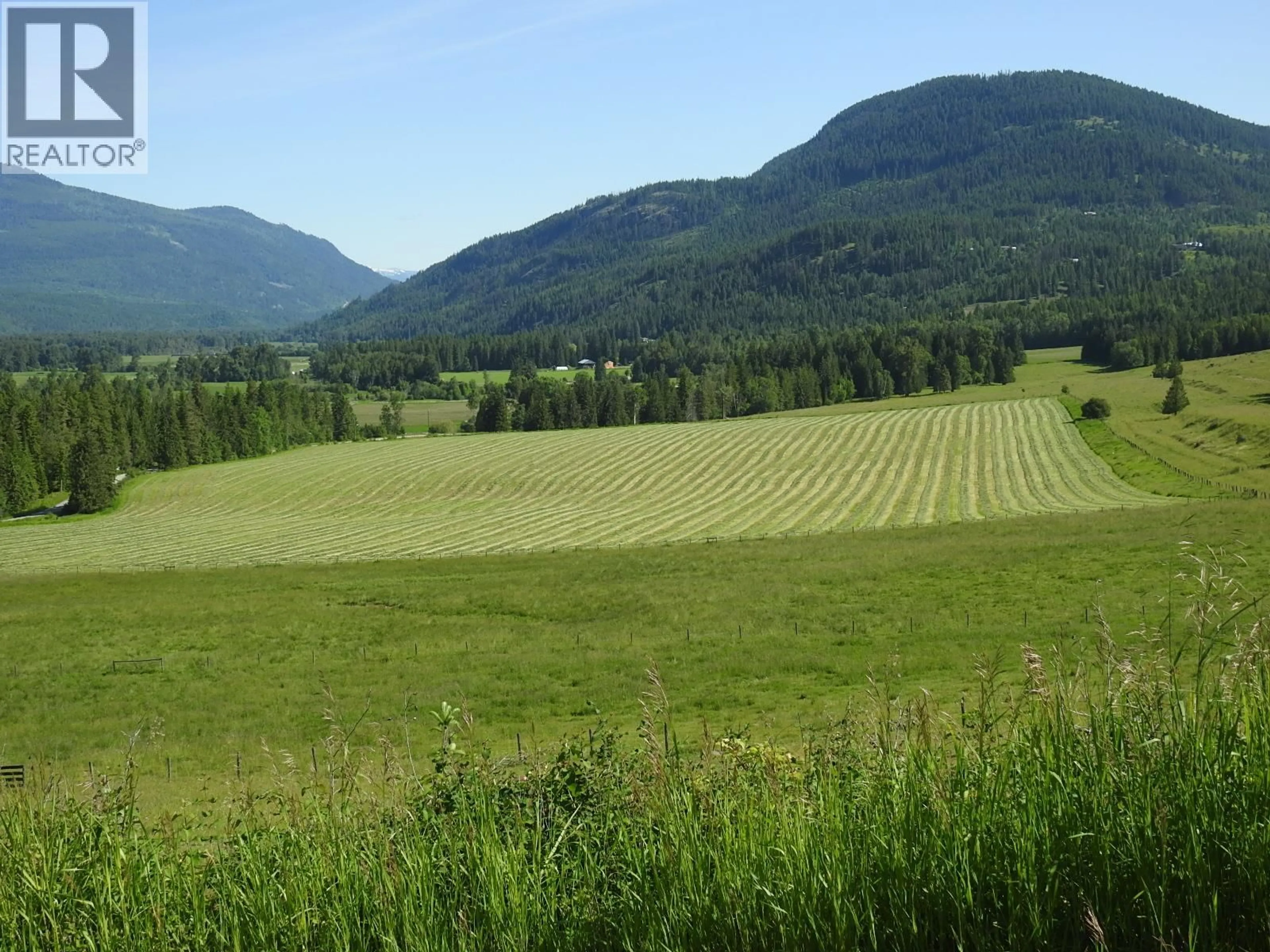 Blurry image for 43 SIGALET ROAD, Lumby British Columbia V0E2G6