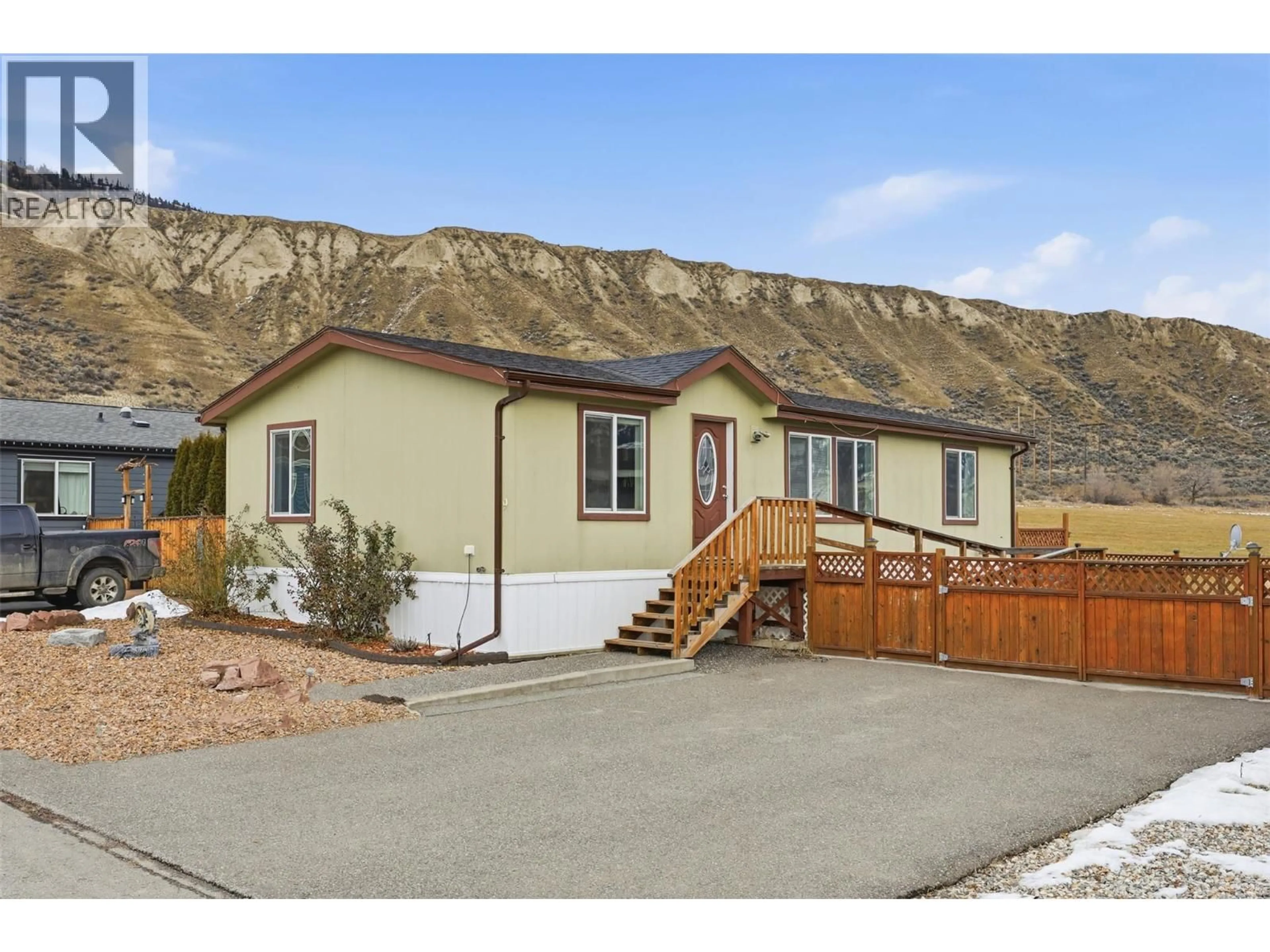 Home with vinyl exterior material, street for 9 - 712 SHUSWAP EAST ROAD, Kamloops British Columbia V2H0C8