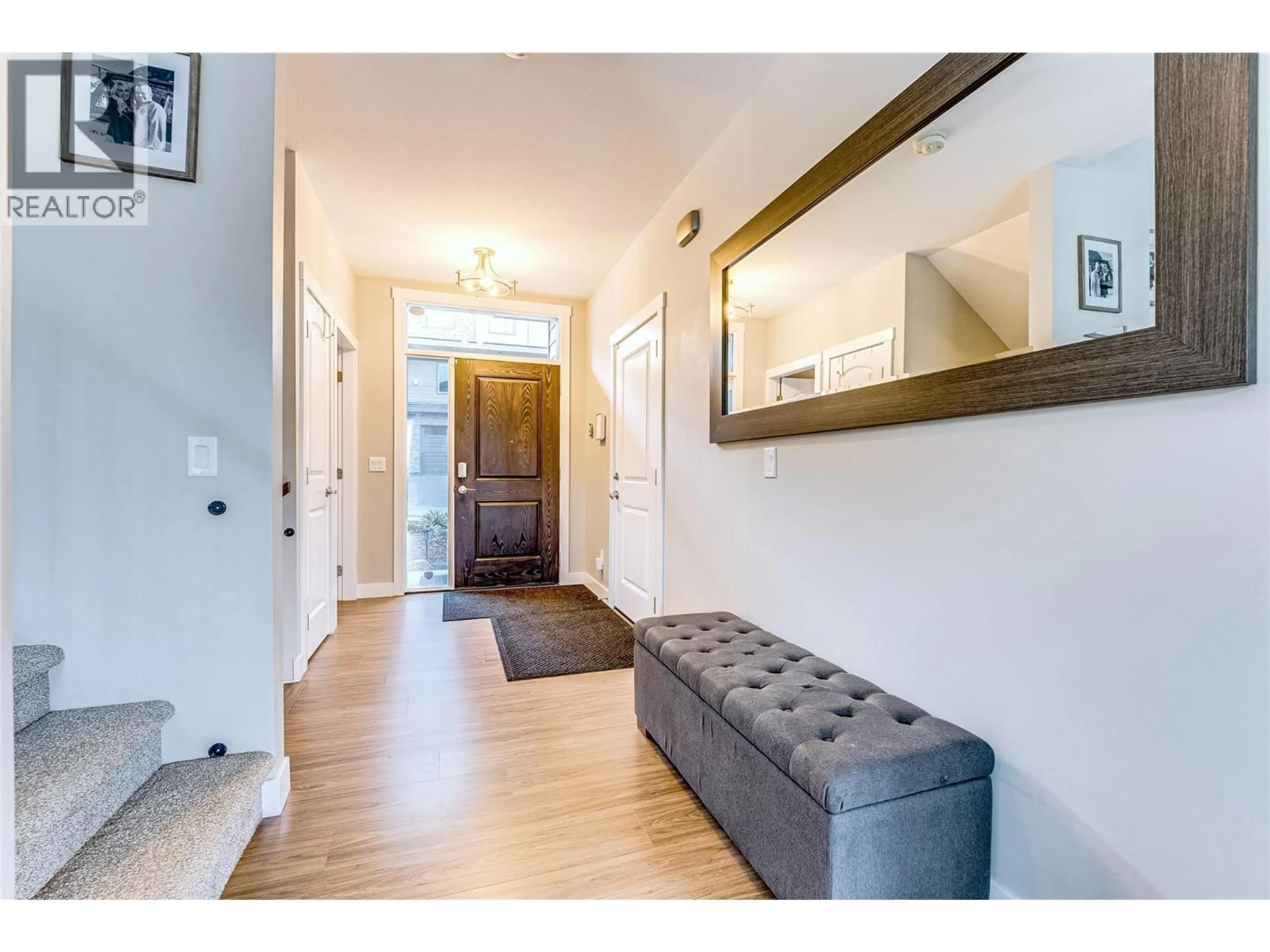 Indoor entryway for 2 - 2893 ROBINSON ROAD, Lake Country British Columbia V4V1H8