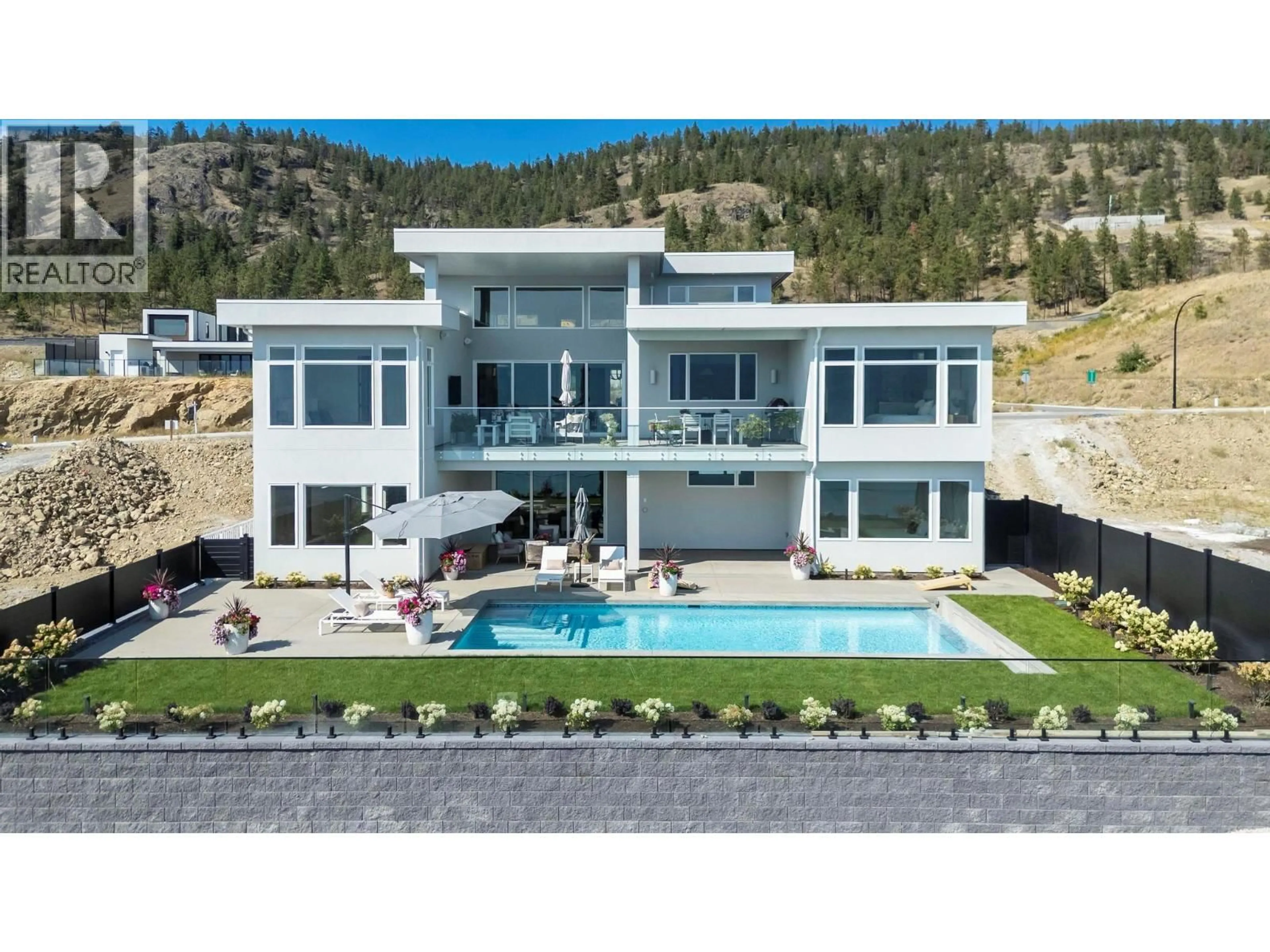 A pic from outside/outdoor area/front of a property/back of a property/a pic from drone, unknown for 1391 VINEYARD DRIVE, West Kelowna British Columbia V4T0E9