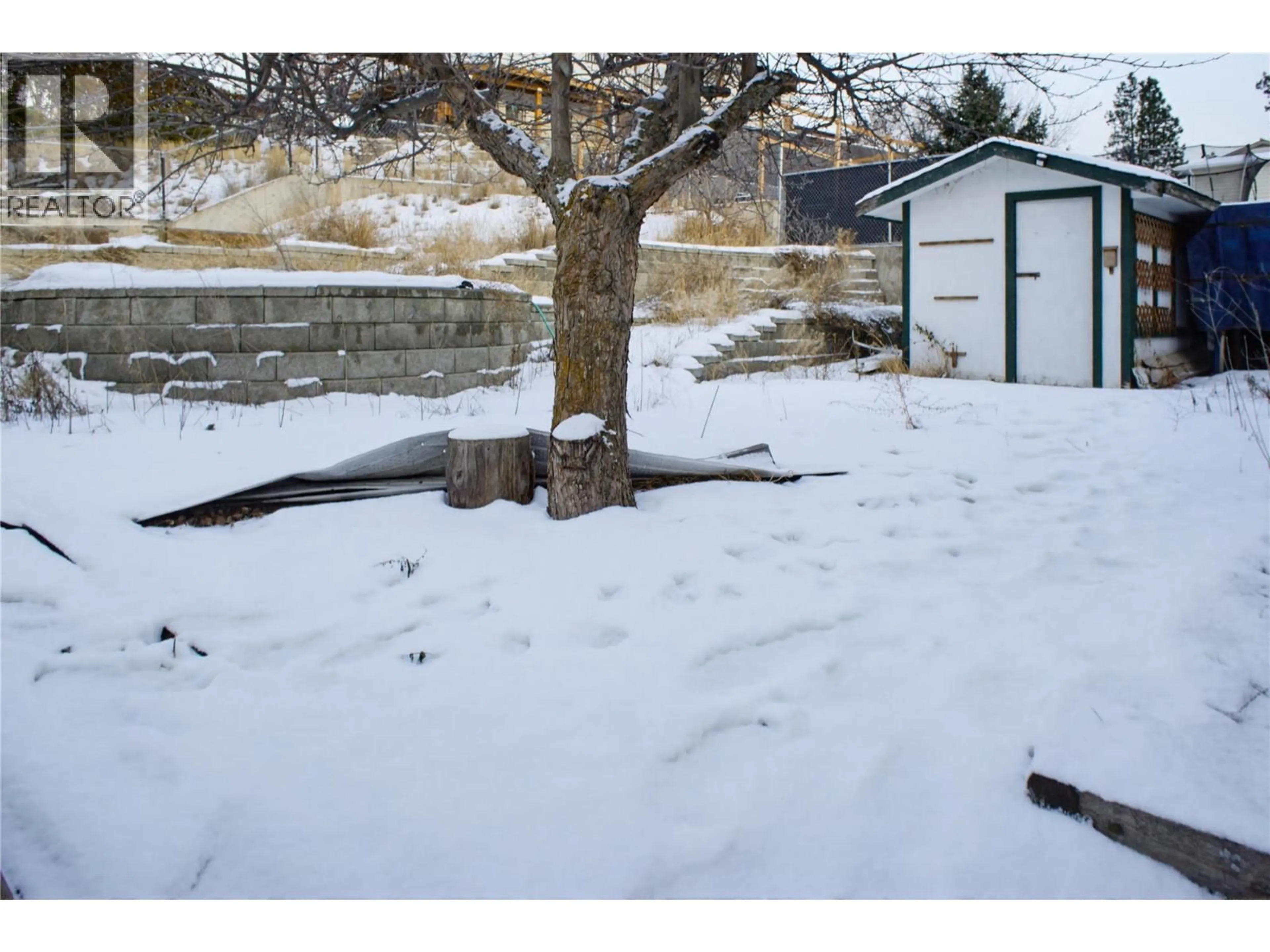 Shed for 748 GLENEAGLES DRIVE, Kamloops British Columbia V2E1J8