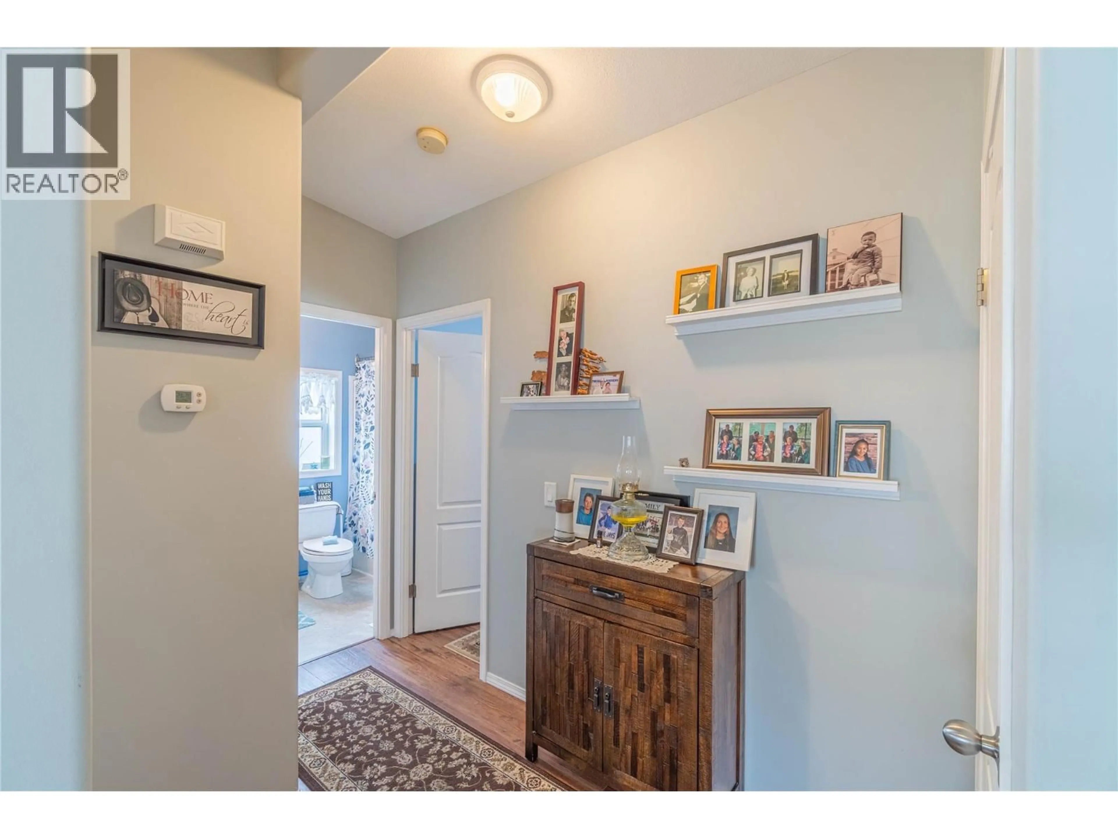 Indoor entryway for 1 - 768 SHUSWAP ROAD EAST, Kamloops British Columbia V2H0A4