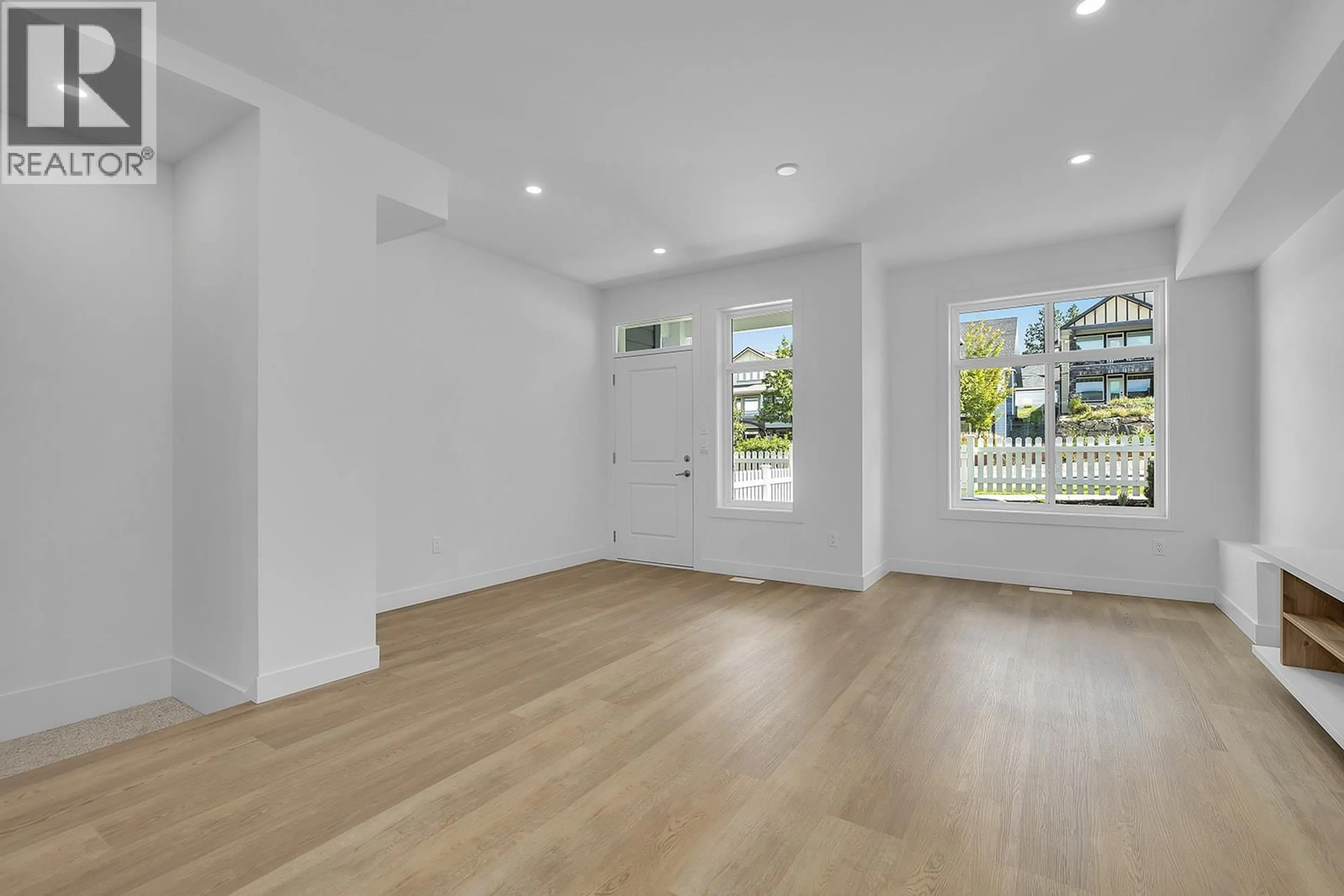 A pic of a room for 121 - 5300 MAIN STREET, Kelowna British Columbia V1W0C1