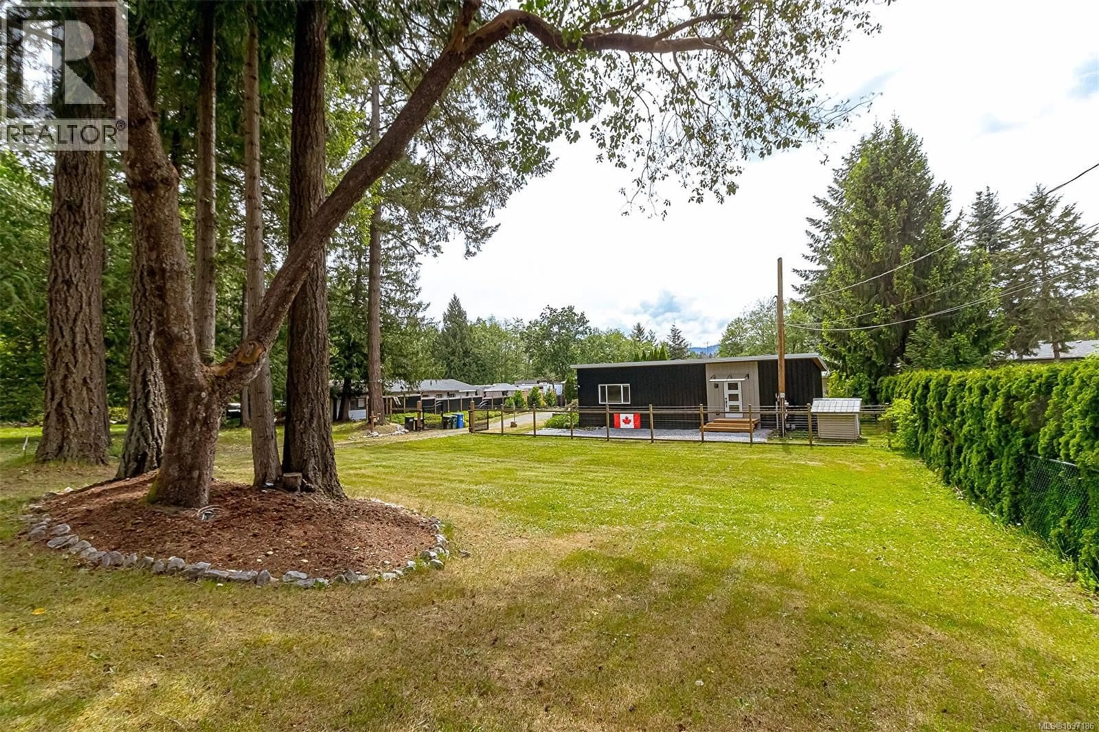 Patio, forest/trees view for 3352 RIDGEVIEW CRESCENT, Cobble Hill British Columbia V8H0C4