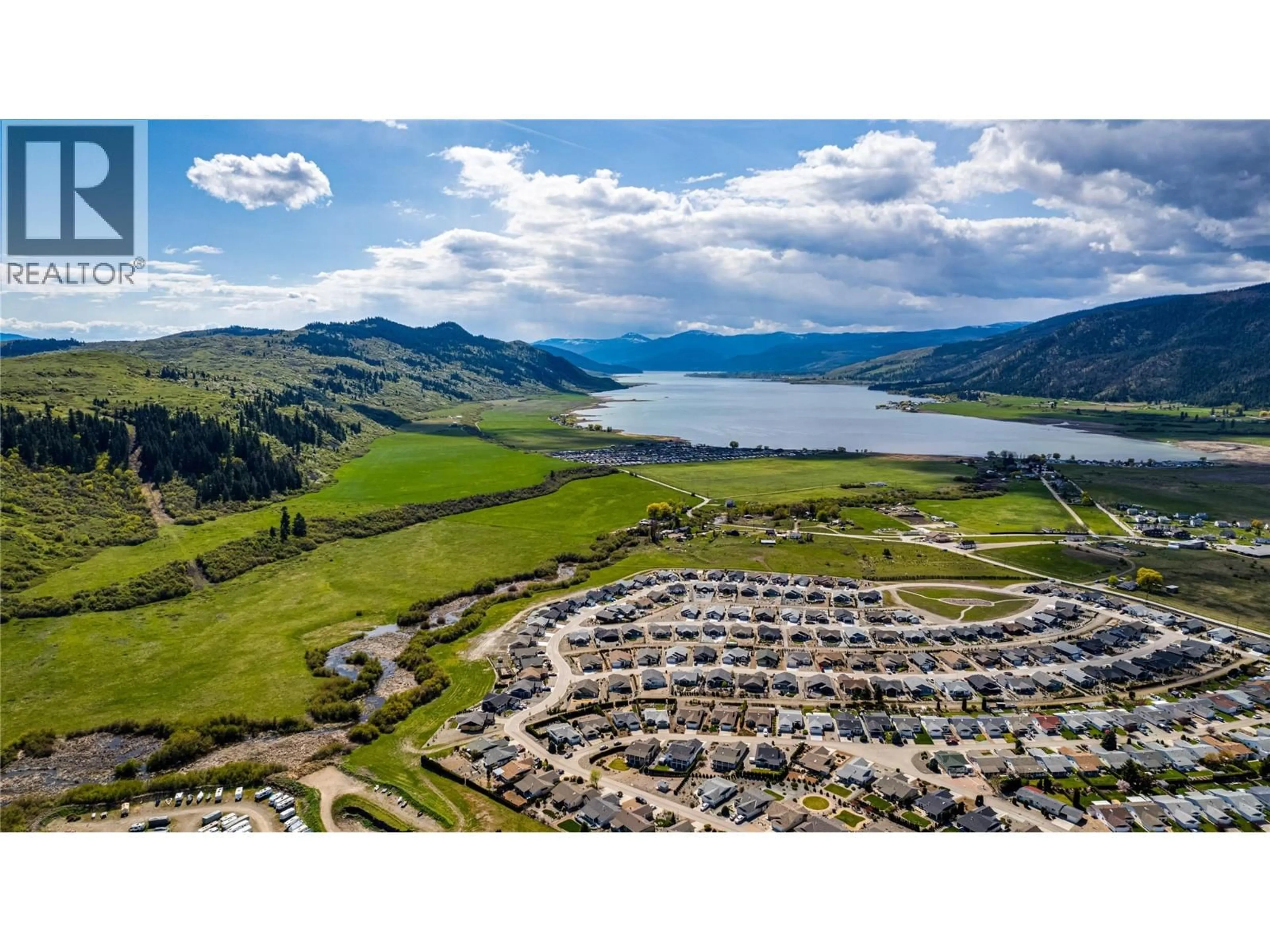 A pic from outside/outdoor area/front of a property/back of a property/a pic from drone, water/lake/river/ocean view for 855 8 AVENUE, Vernon British Columbia V1H1Z1