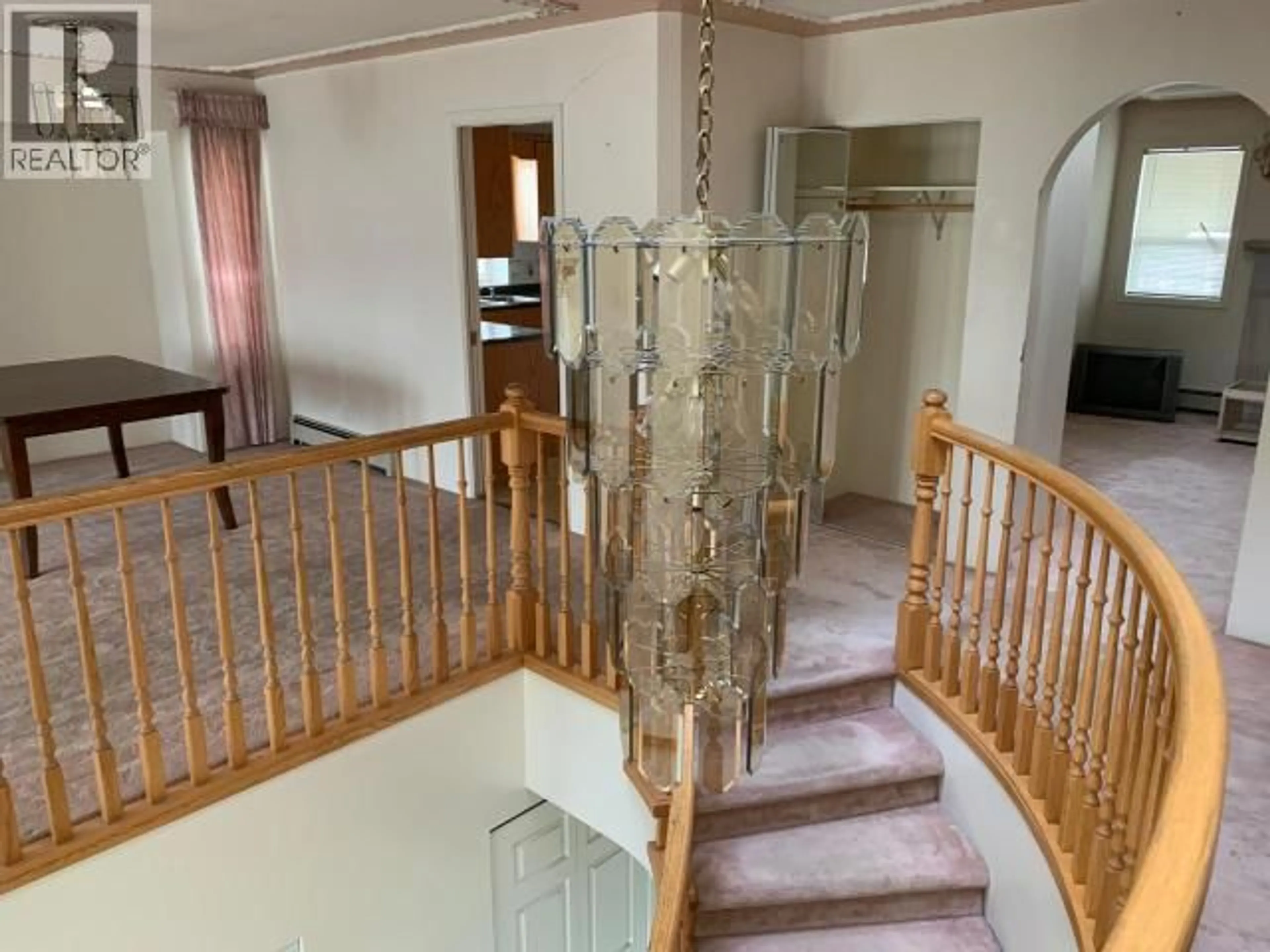 Indoor foyer for 2651 COUTLEE AVENUE, Merritt British Columbia V1K1B8
