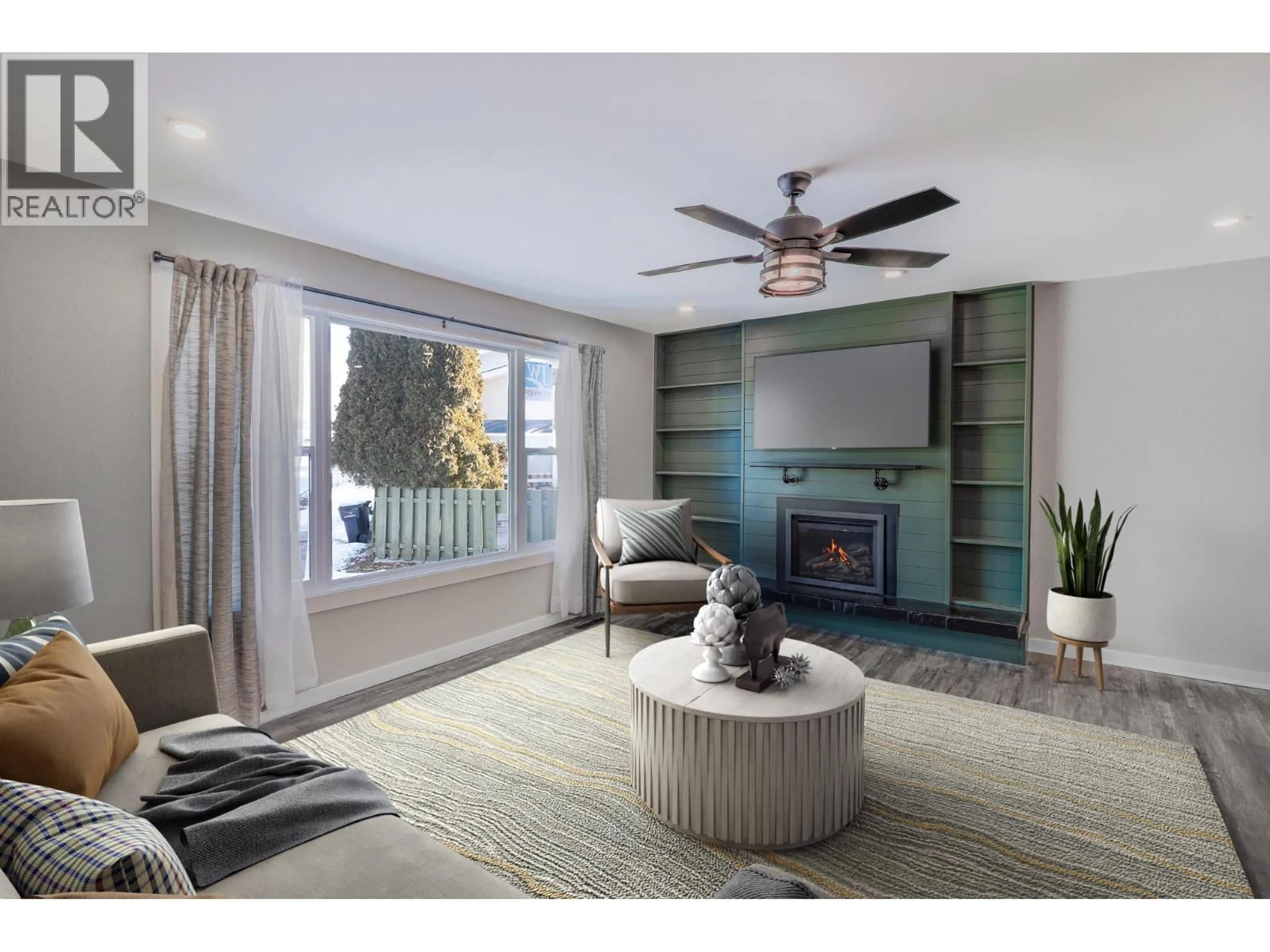 Living room with furniture, unknown for 1405 2A AVENUE SOUTH, Cranbrook British Columbia V1C2B6