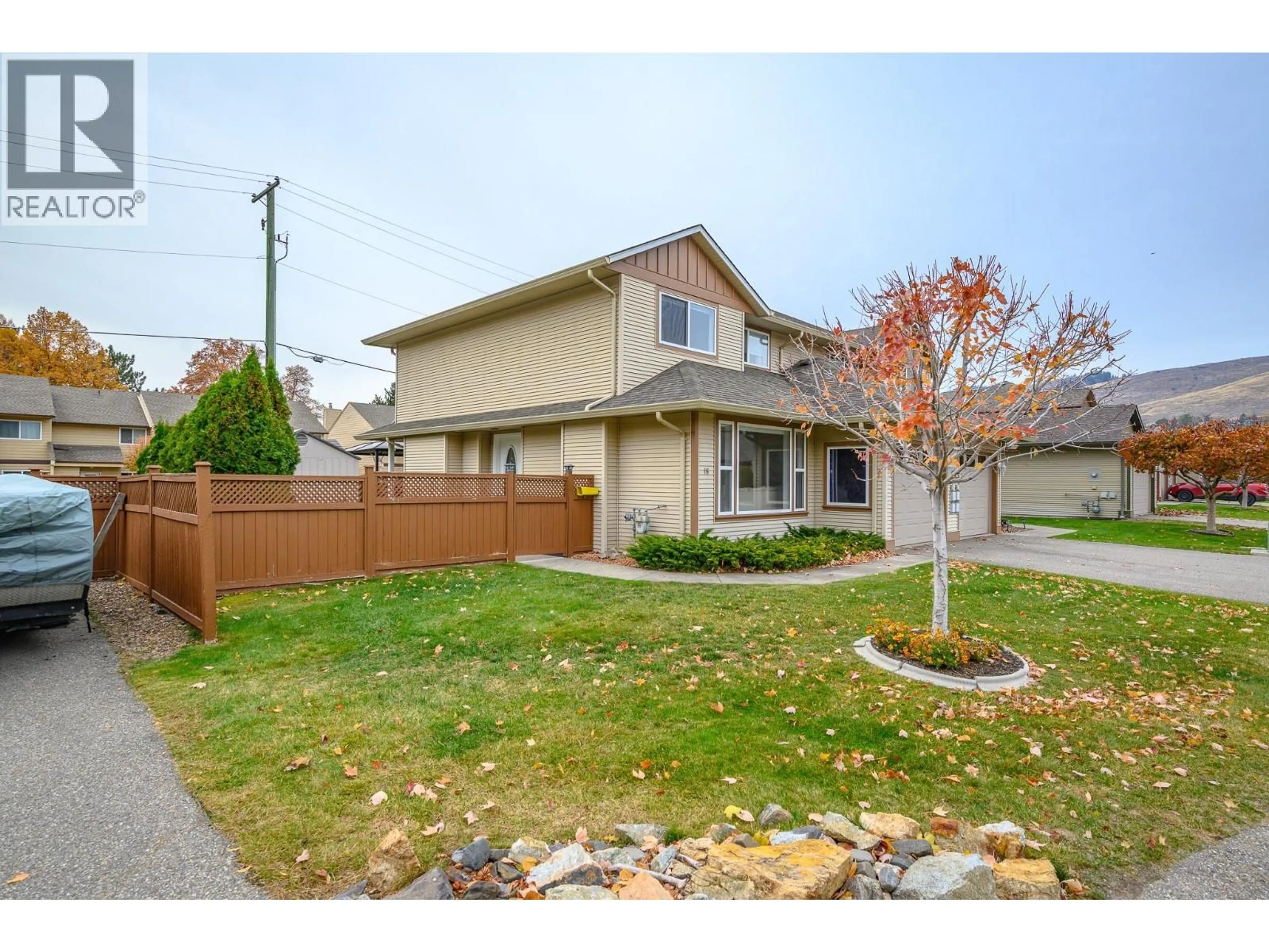 A pic from outside/outdoor area/front of a property/back of a property/a pic from drone, street for 19 - 5200 25TH AVE OTHER, Vernon British Columbia V1T9V6