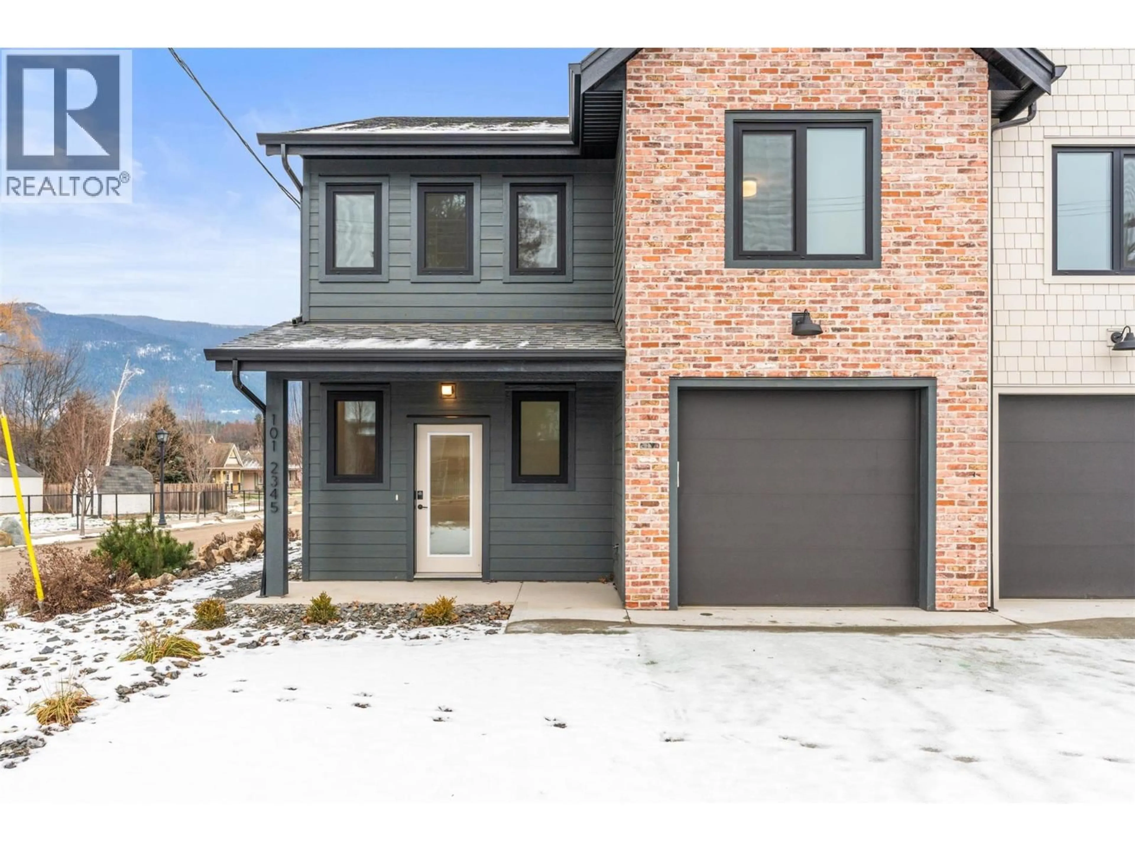 Home with brick exterior material, street for 101 - 2345 PATTERSON AVENUE, Armstrong British Columbia V0E1B1