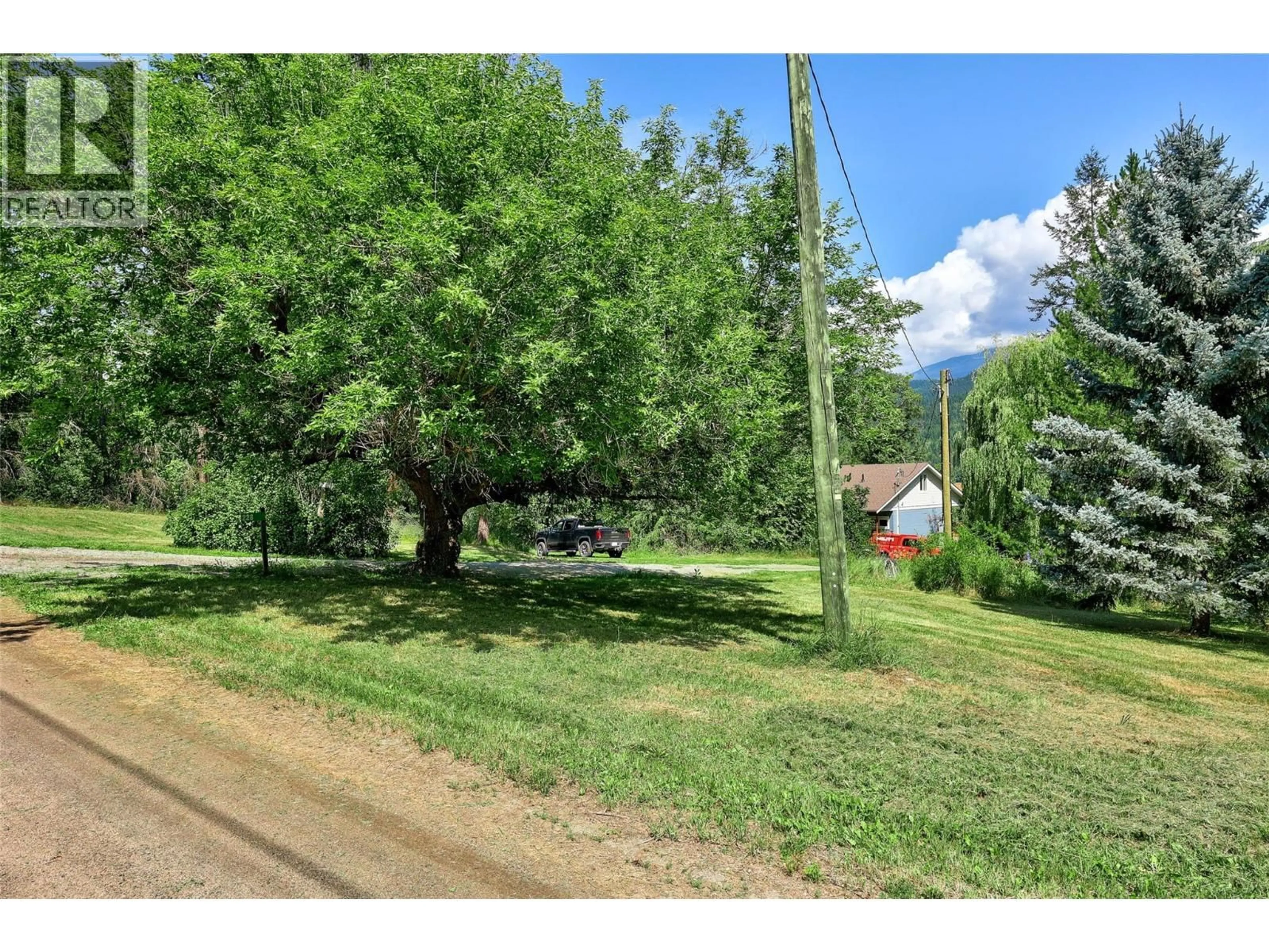A pic from outside/outdoor area/front of a property/back of a property/a pic from drone, mountain view for 228 WEBB ROAD, Little Fort British Columbia V0E2C0
