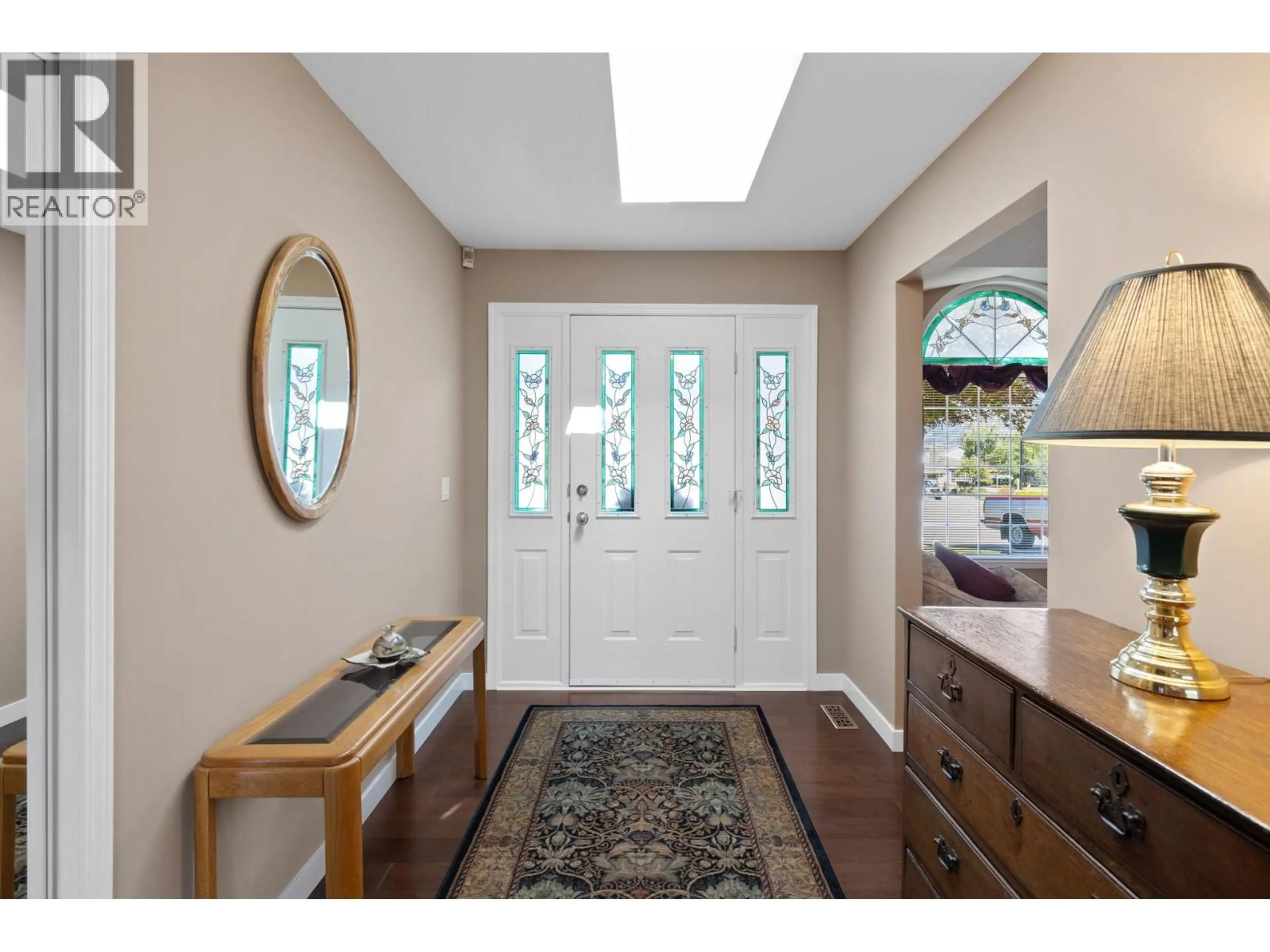 Indoor entryway for 3786 INGLIS PLACE, Peachland British Columbia V0H1X2