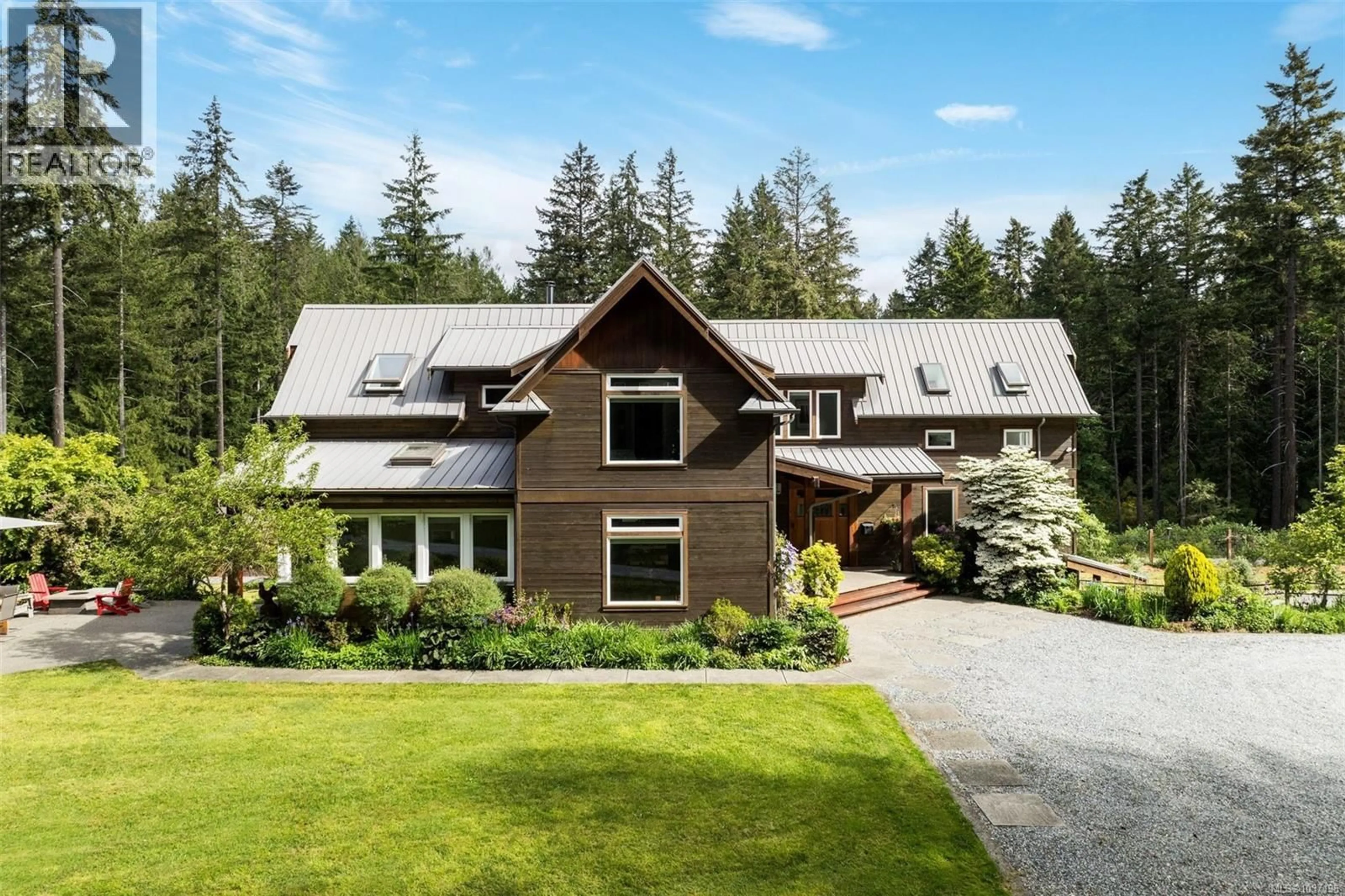 Home with vinyl exterior material, mountain view for 1381 CARLTON DRIVE, Cobble Hill British Columbia V8H0B7