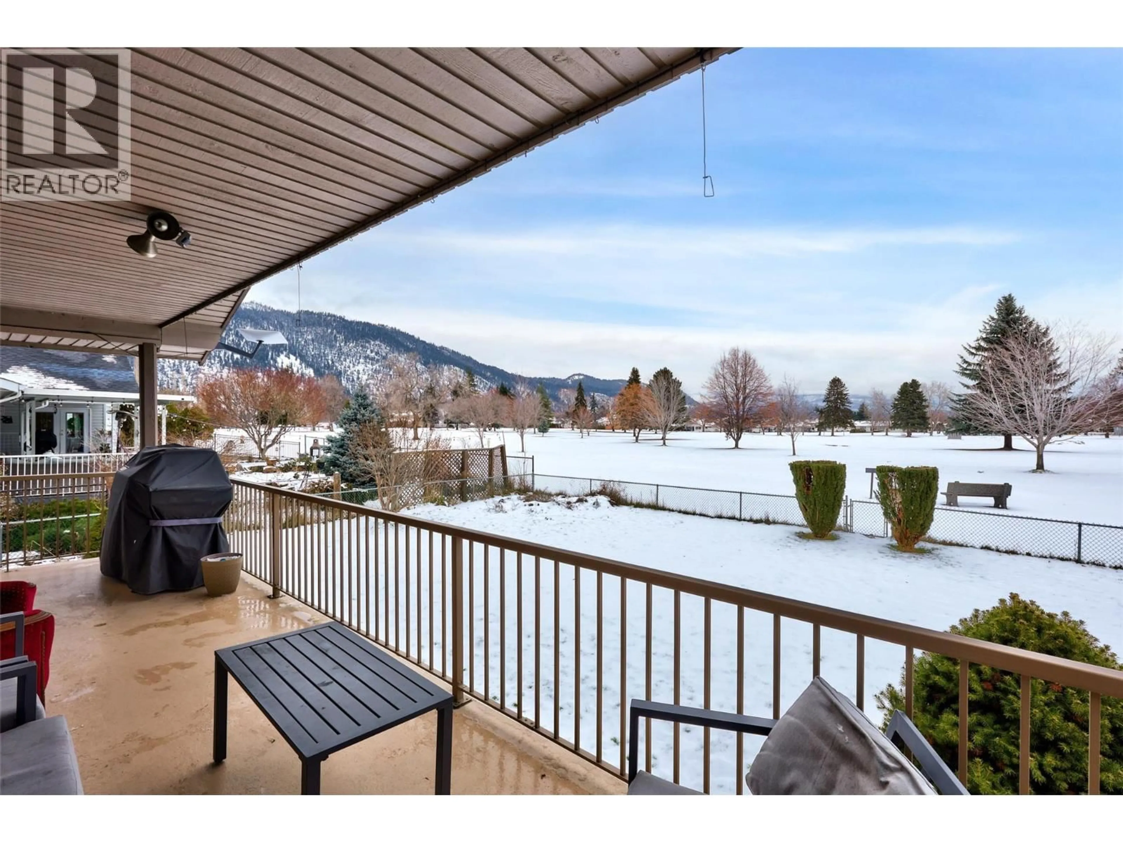 Patio, water/lake/river/ocean view for 229 ASPEN DRIVE, Chase British Columbia V0E1M0