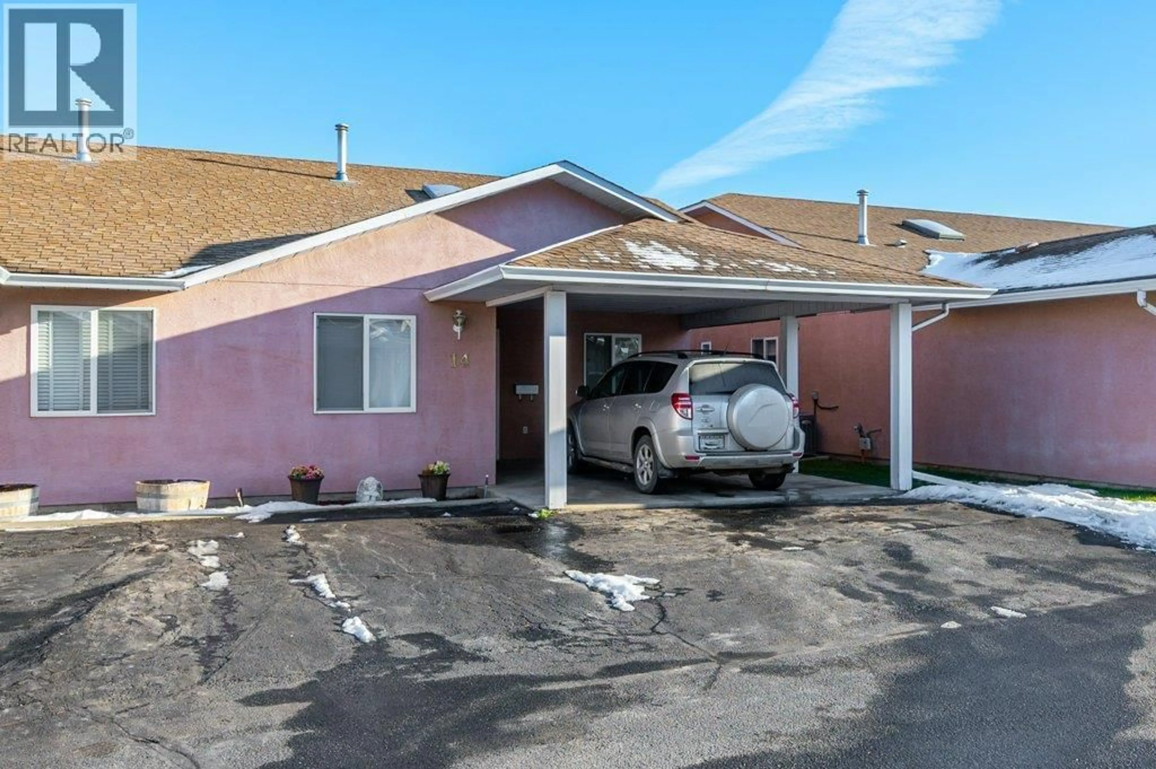 Indoor garage for 14 - 1285 14TH STREET, Kamloops British Columbia V2B8K9