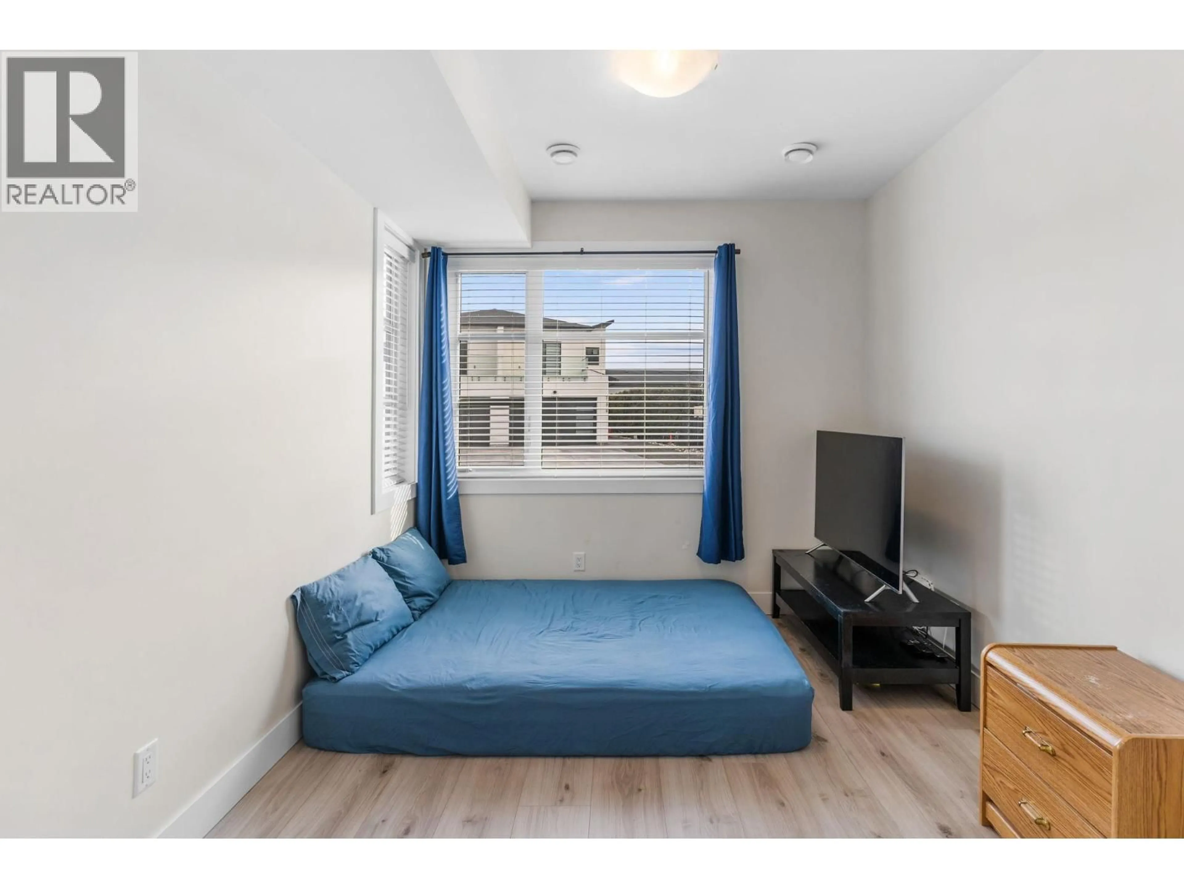 A pic of a room for 1943 HEMMERLING COURT, Kelowna British Columbia V1V1X1