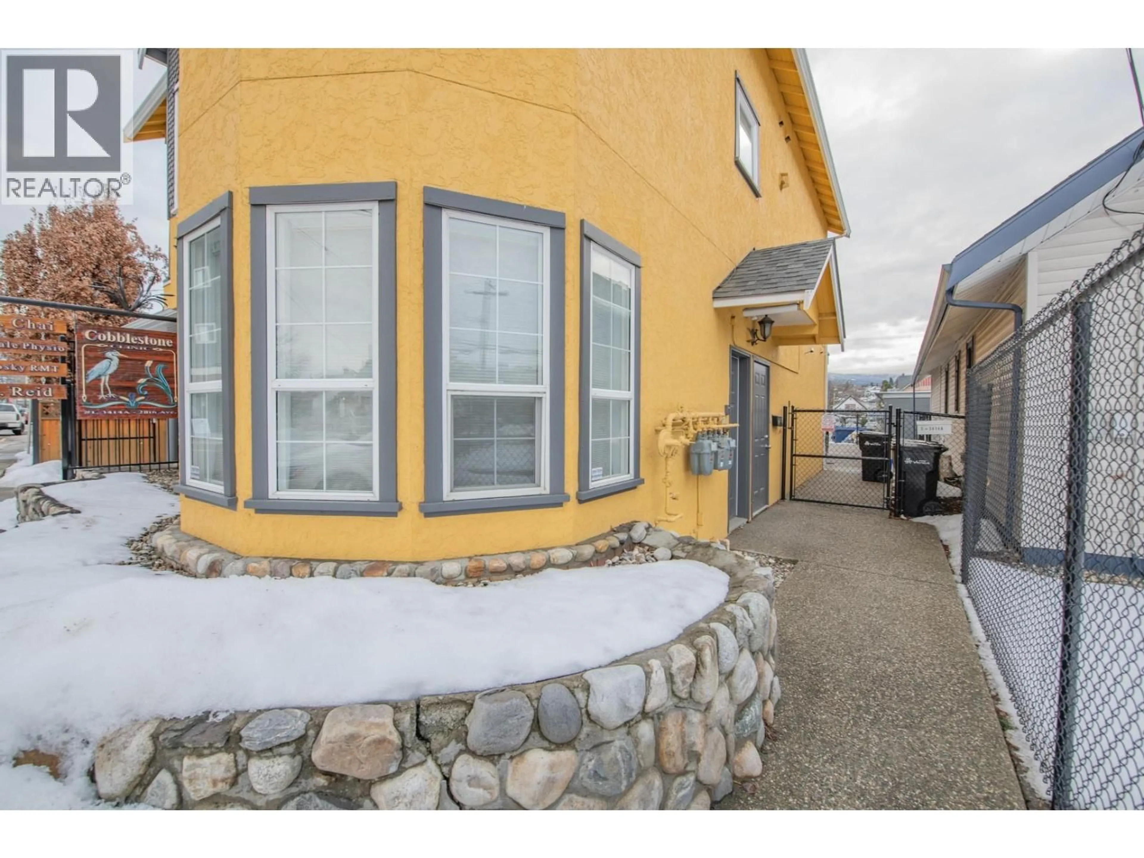 Unknown for 2 - 3414A 28TH AVENUE, Vernon British Columbia V1T1W9