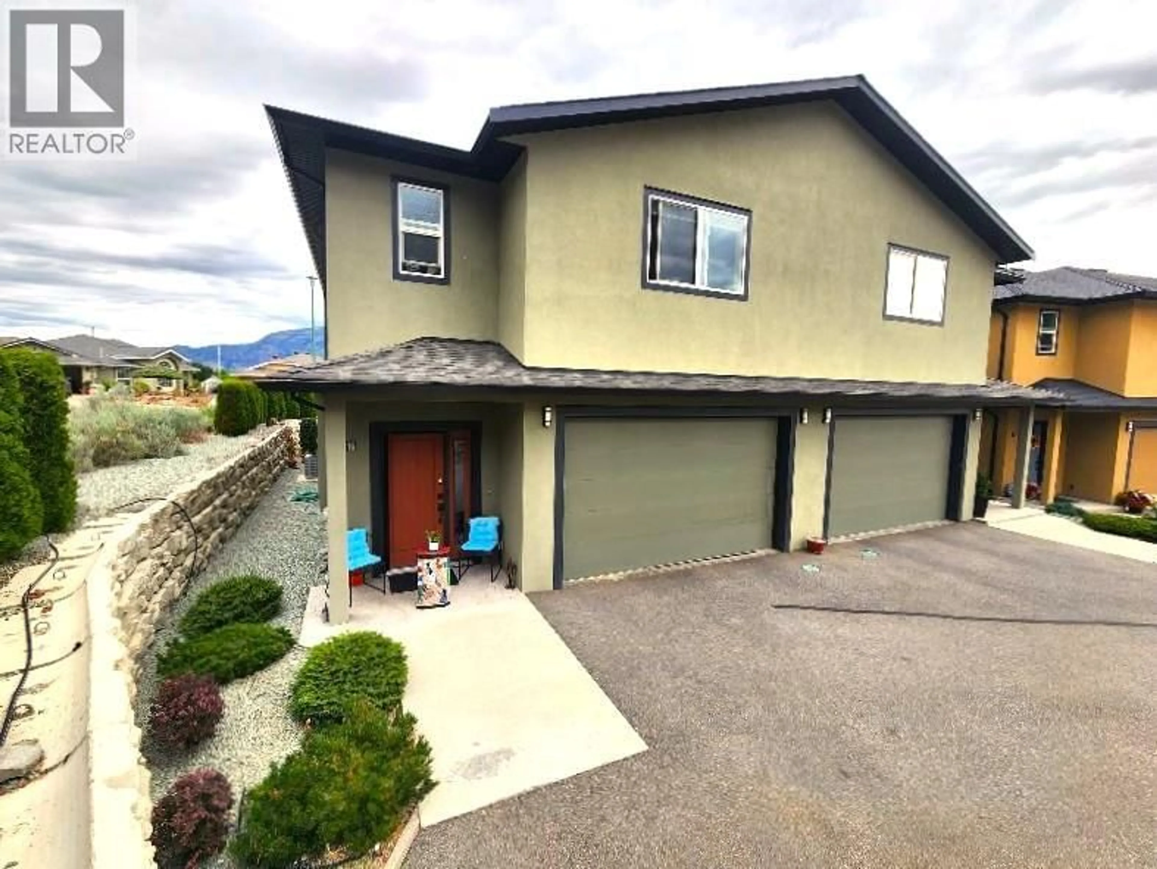 A pic from outside/outdoor area/front of a property/back of a property/a pic from drone, street for 16 - 12300 PINEHURST PLACE, Osoyoos British Columbia V0H1V4