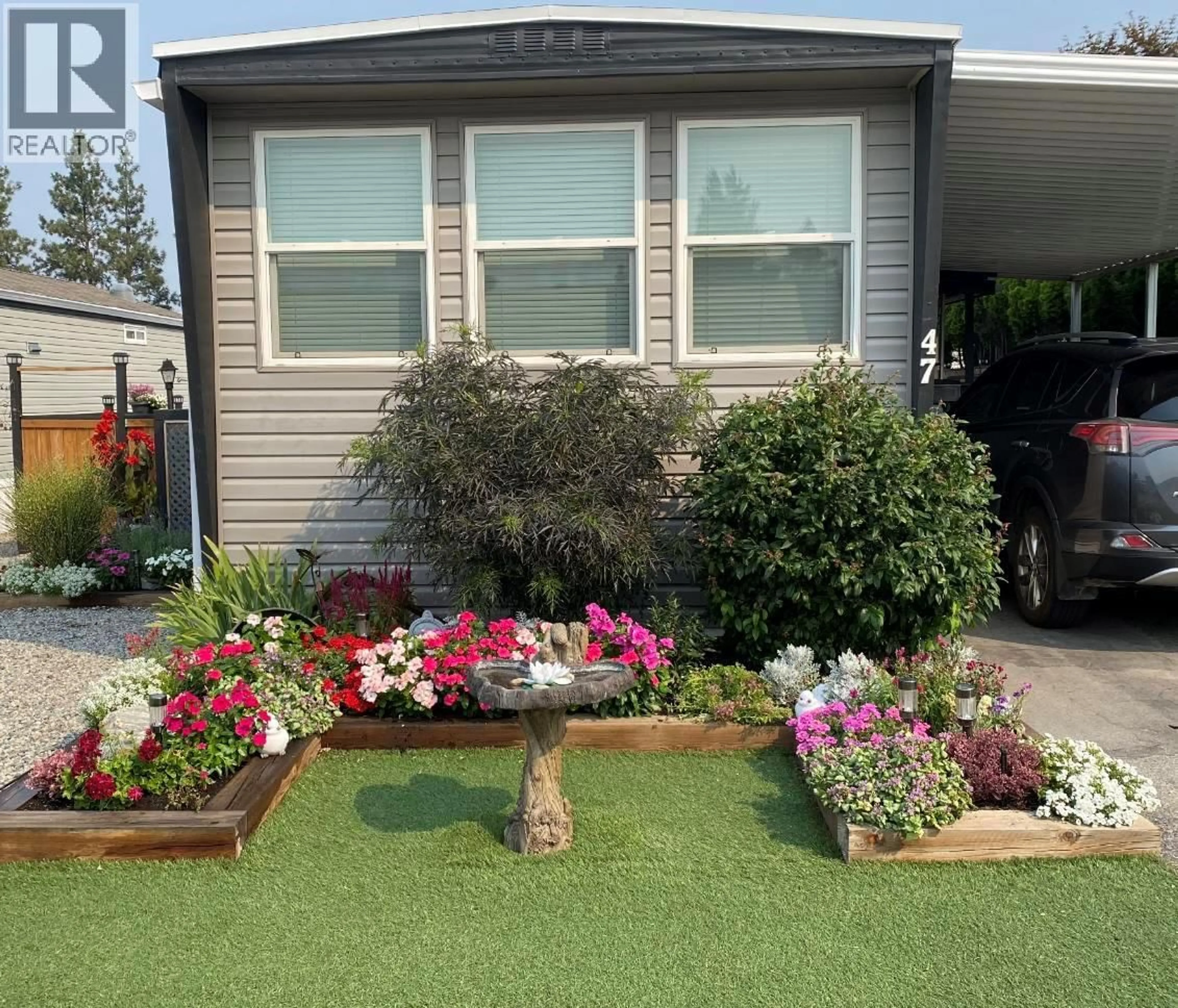 Patio, street for 47 - 98 OKANAGAN AVENUE, Penticton British Columbia V2A3J5