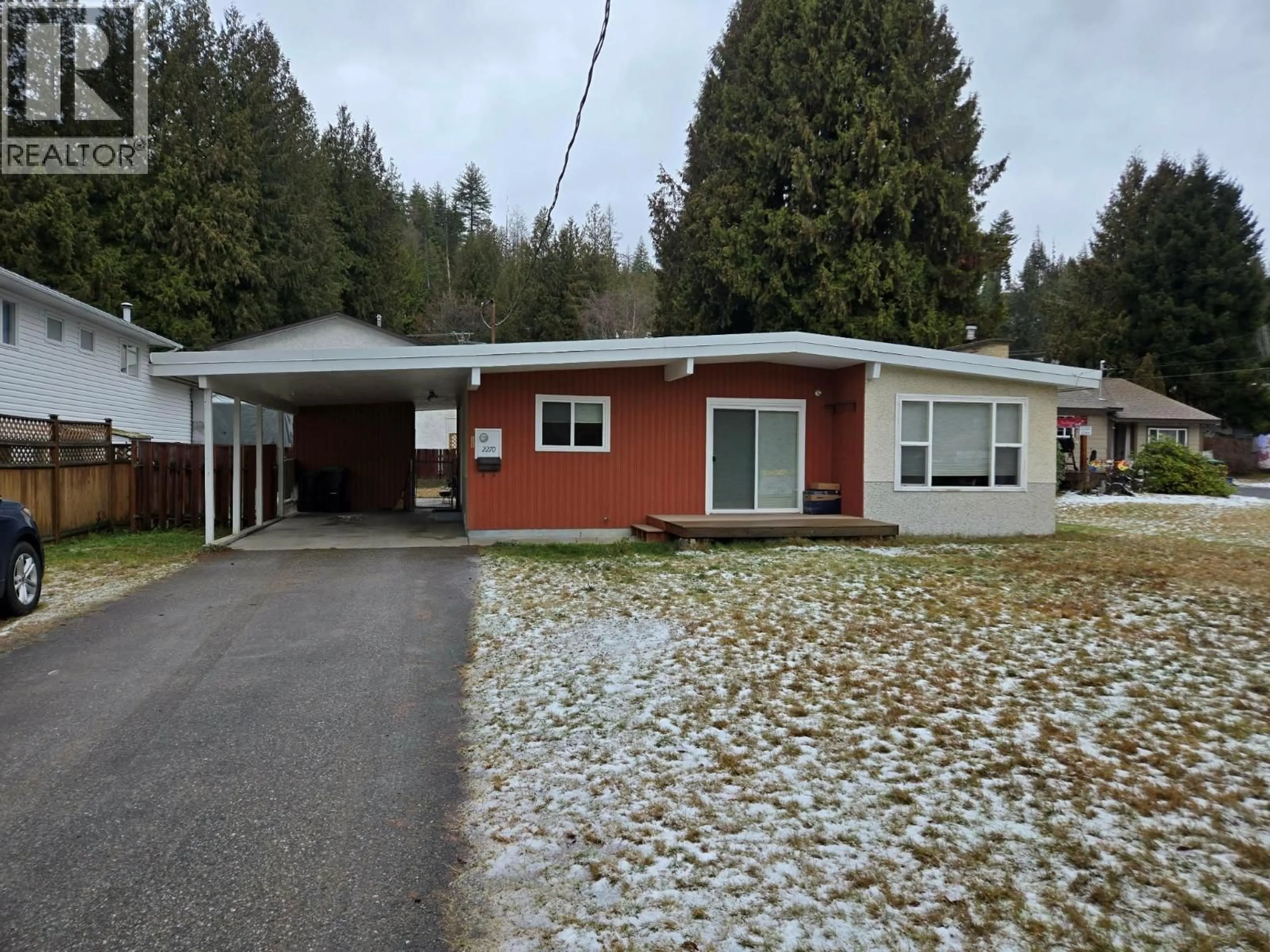 Home with vinyl exterior material, street for 2270 10TH AVENUE, Castlegar British Columbia V1N2Z7