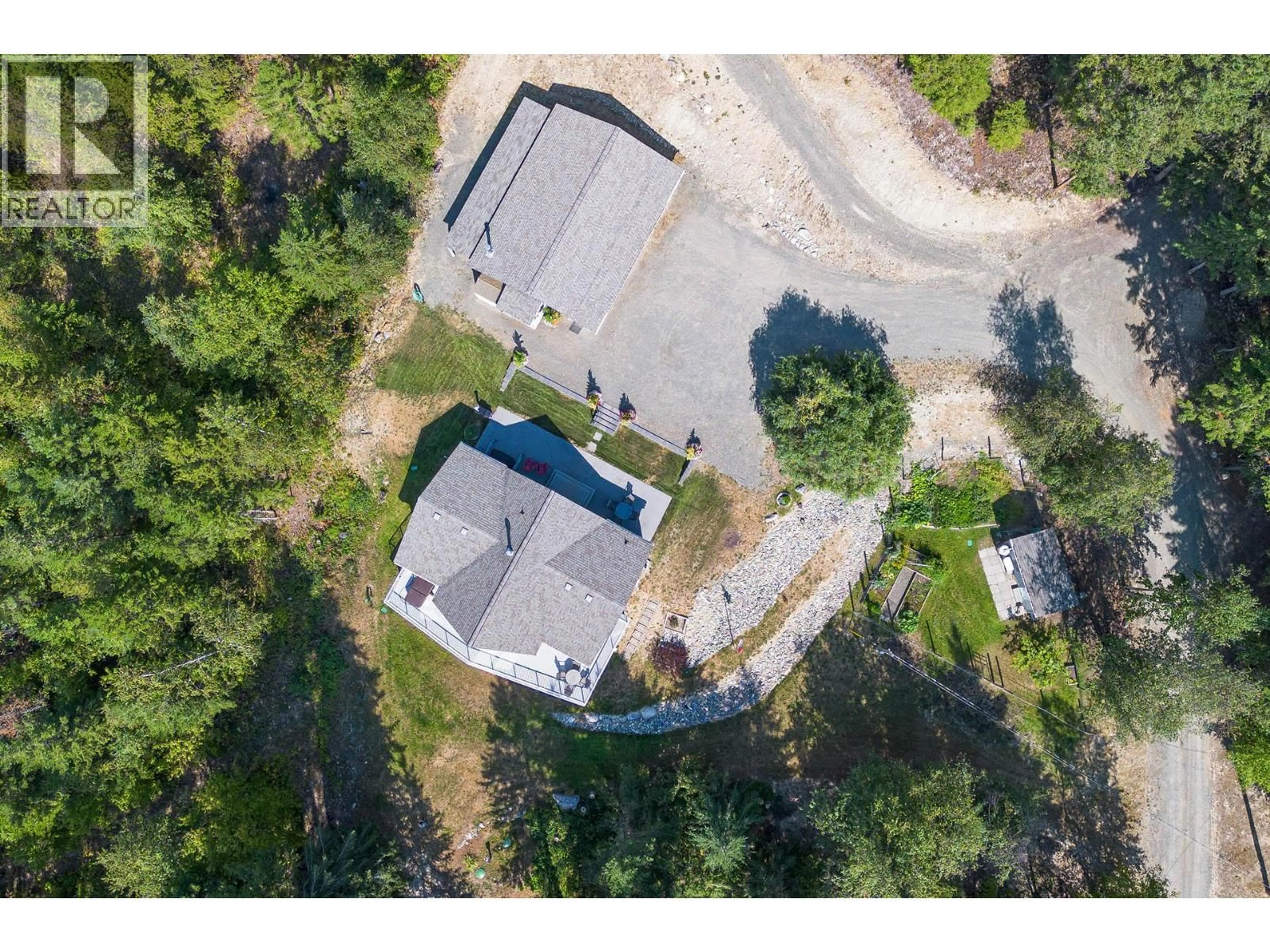 A pic from outside/outdoor area/front of a property/back of a property/a pic from drone, unknown for 3520 GLENGROVE ROAD, Barriere British Columbia V0E2E0