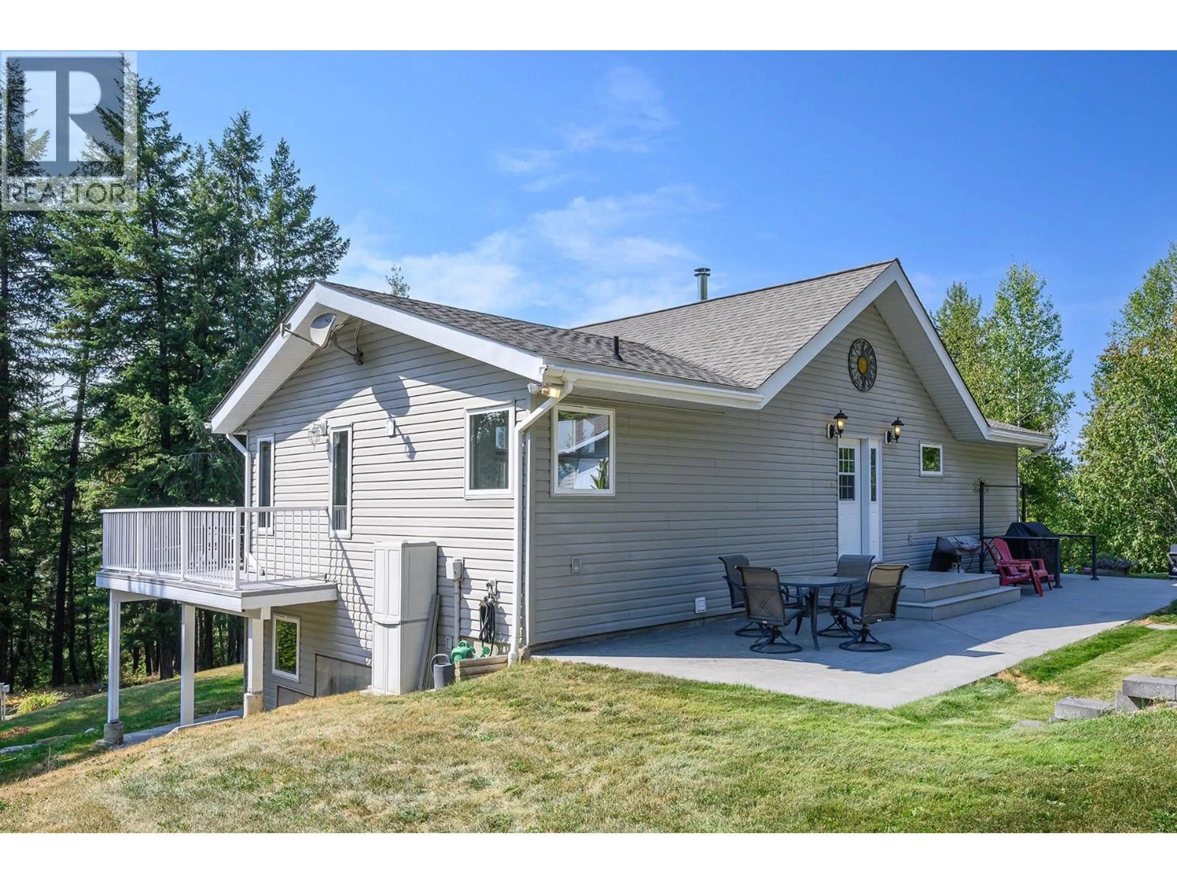 Home with vinyl exterior material, water/lake/river/ocean view for 3520 GLENGROVE ROAD, Barriere British Columbia V0E2E0