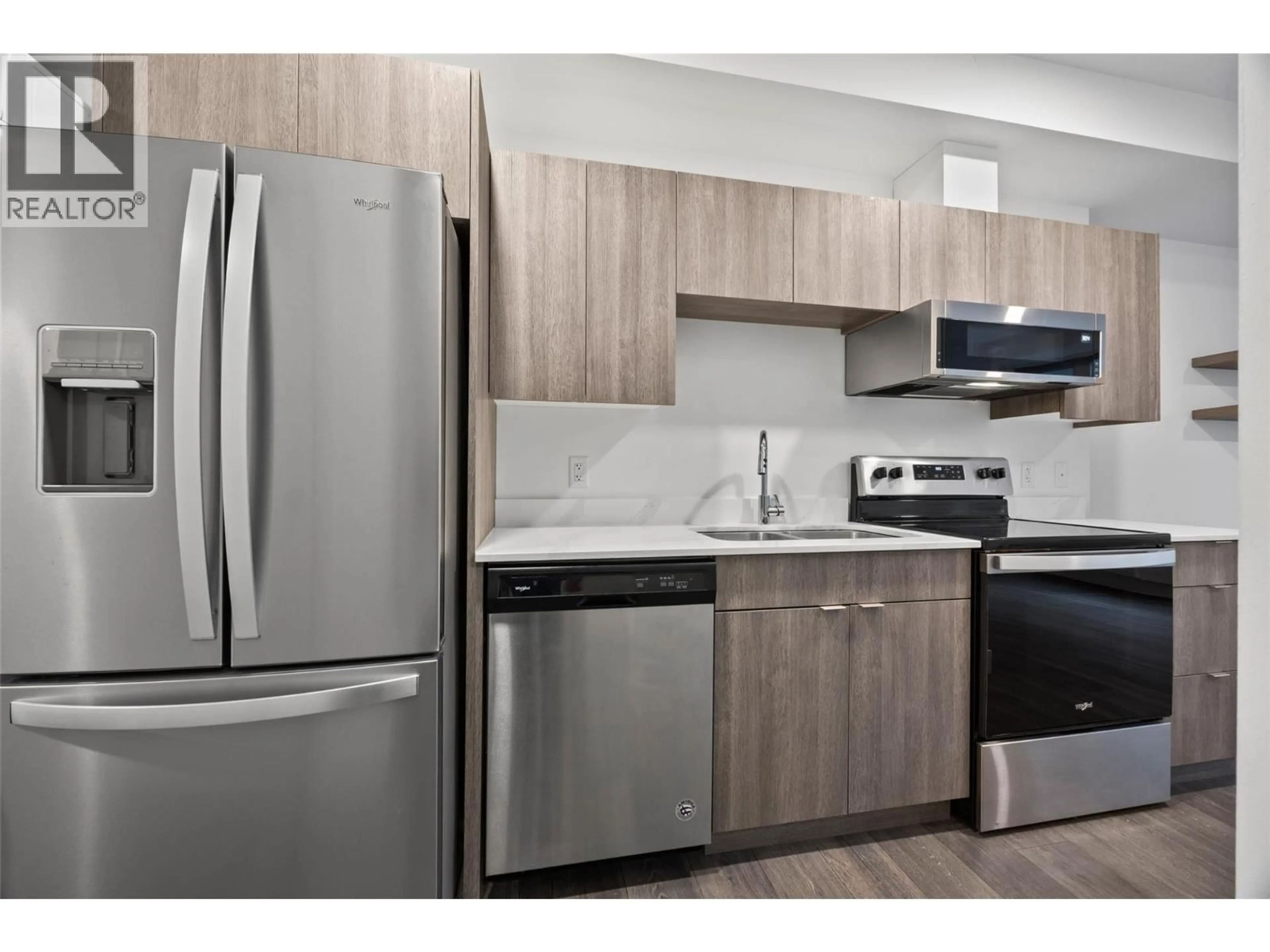 Standard kitchen, wood/laminate floor for 514 - 444 ST PAUL STREET, Kamloops British Columbia V2C0L2