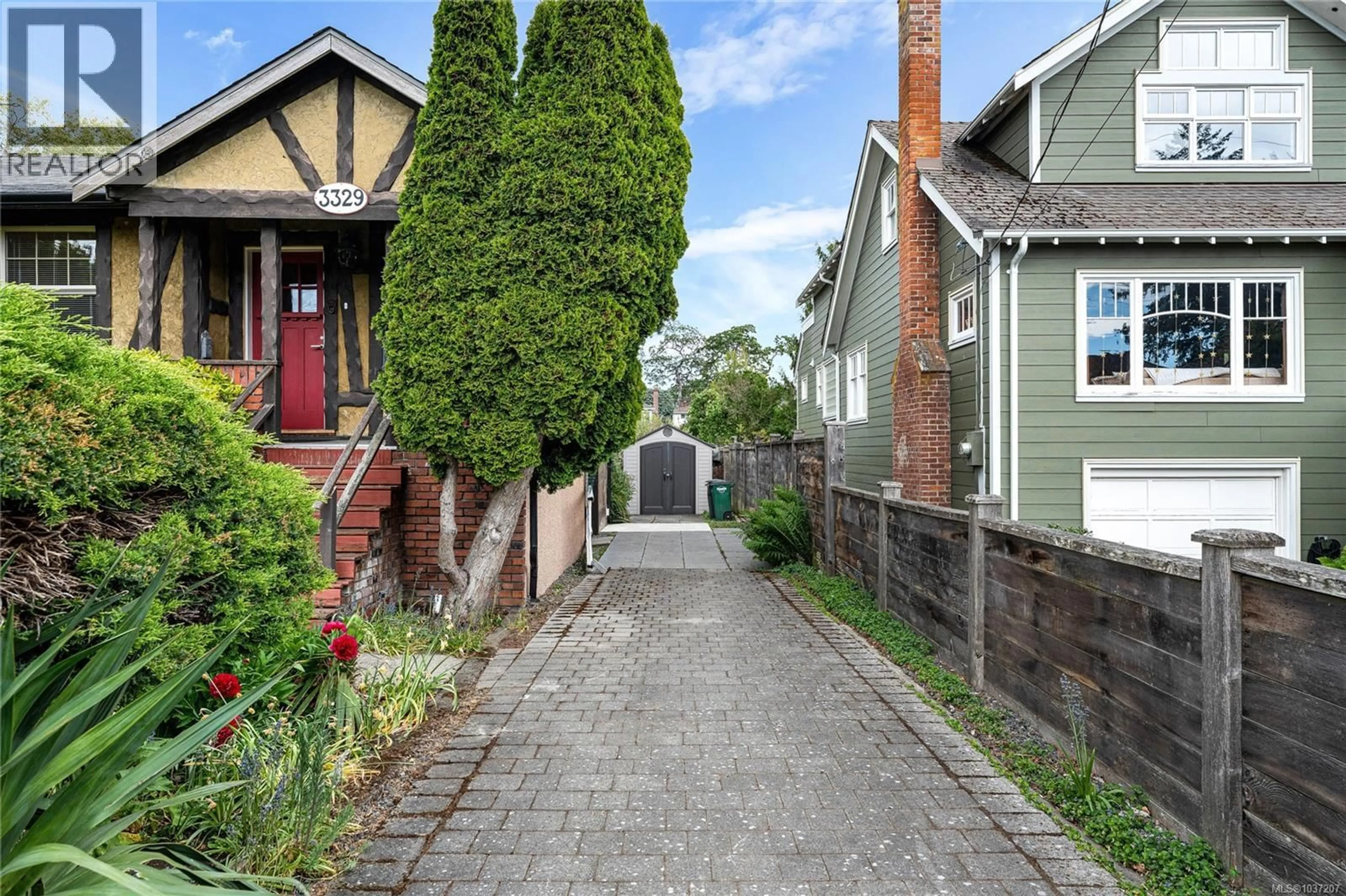 Home with brick exterior material, street for 3329 DONCASTER DRIVE, Saanich British Columbia V8P3V7