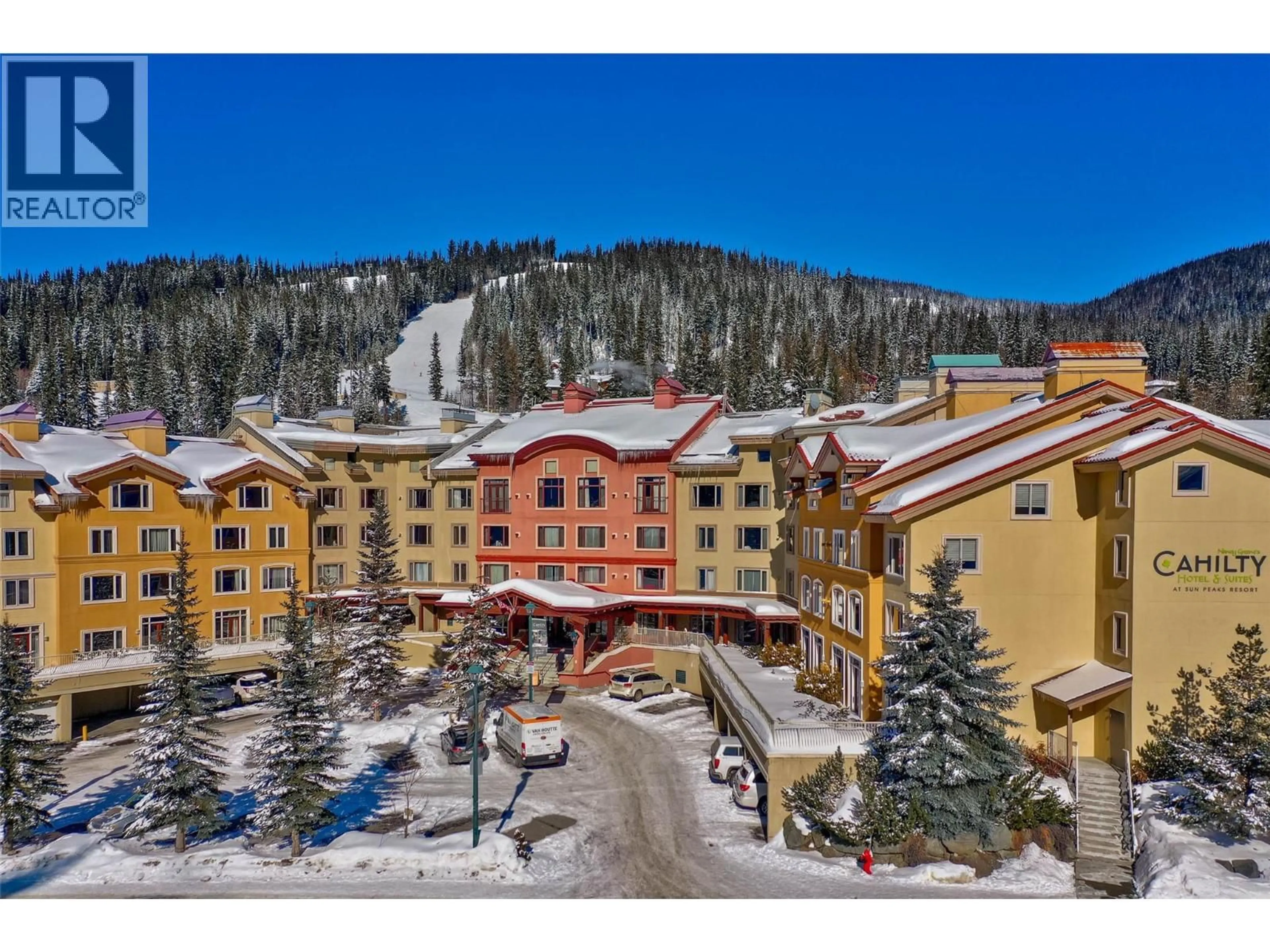 A pic from outside/outdoor area/front of a property/back of a property/a pic from drone, mountain view for 433 - 3220 VILLAGE WAY, Sun Peaks British Columbia V0E5N0