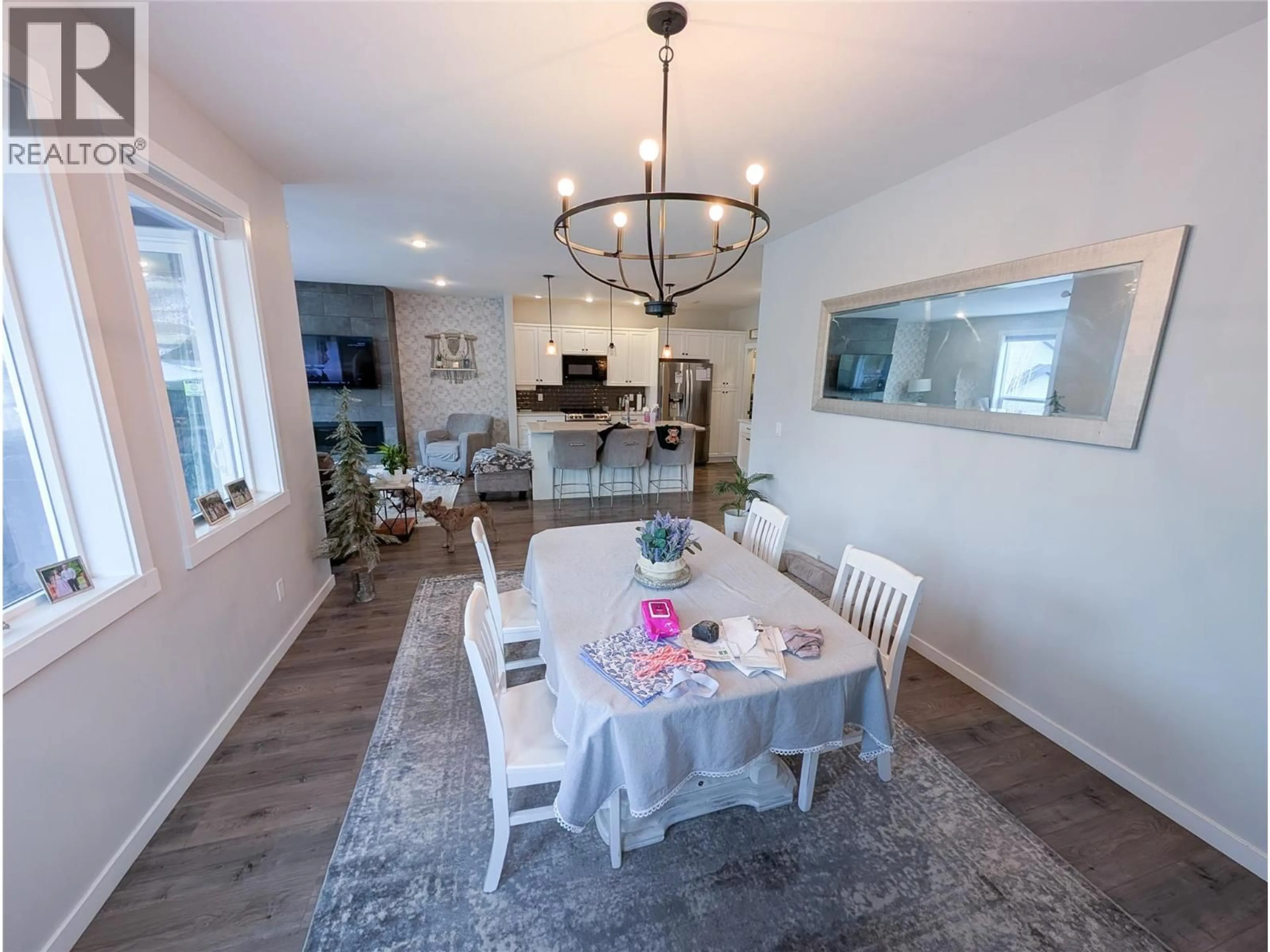 Dining room, unknown for 2710 BEACHMOUNT CRESCENT, Kamloops British Columbia V2B0E6