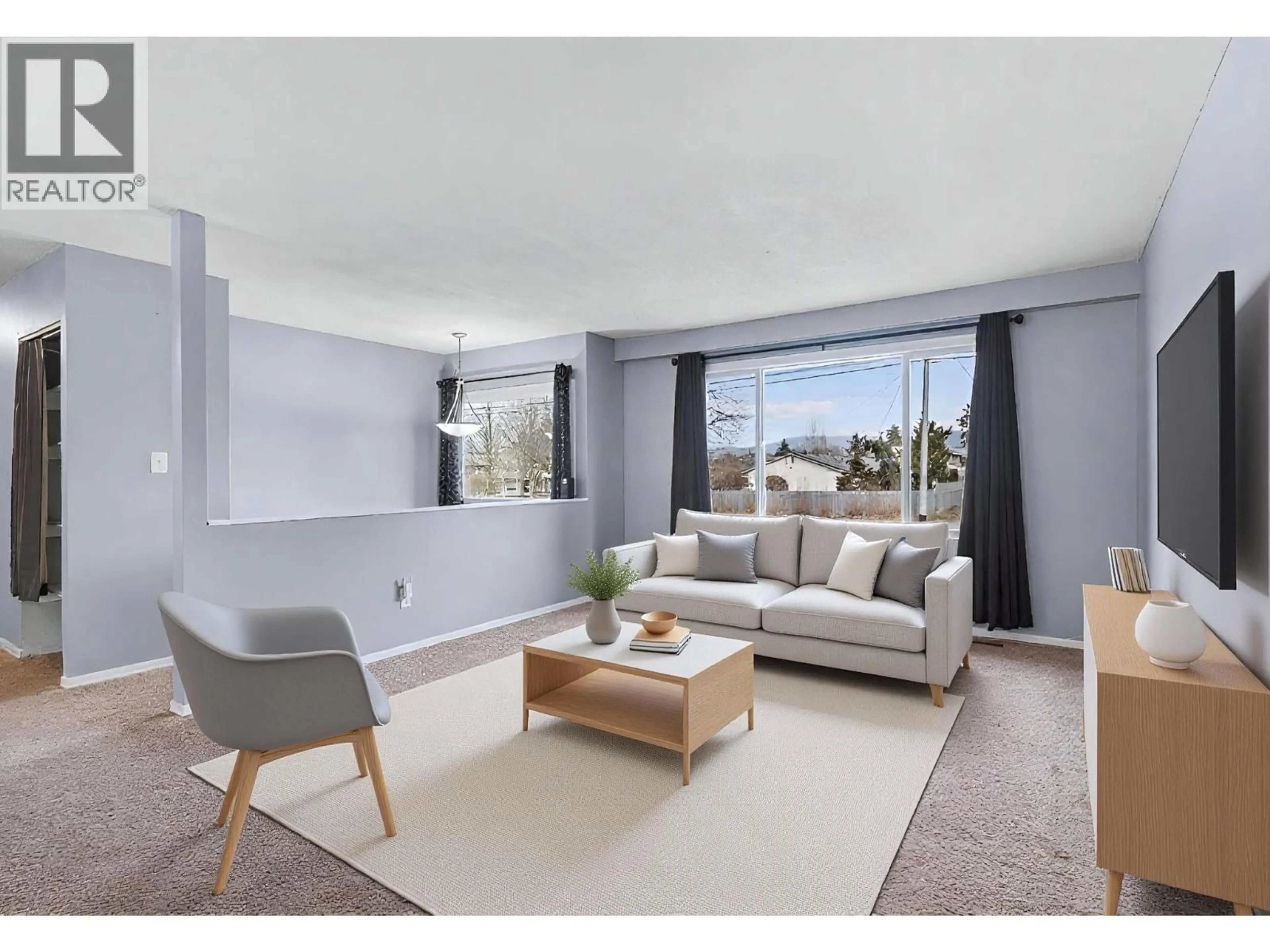 Living room with furniture, unknown for 2641 SPRINGFIELD ROAD, Kelowna British Columbia V1X1B9