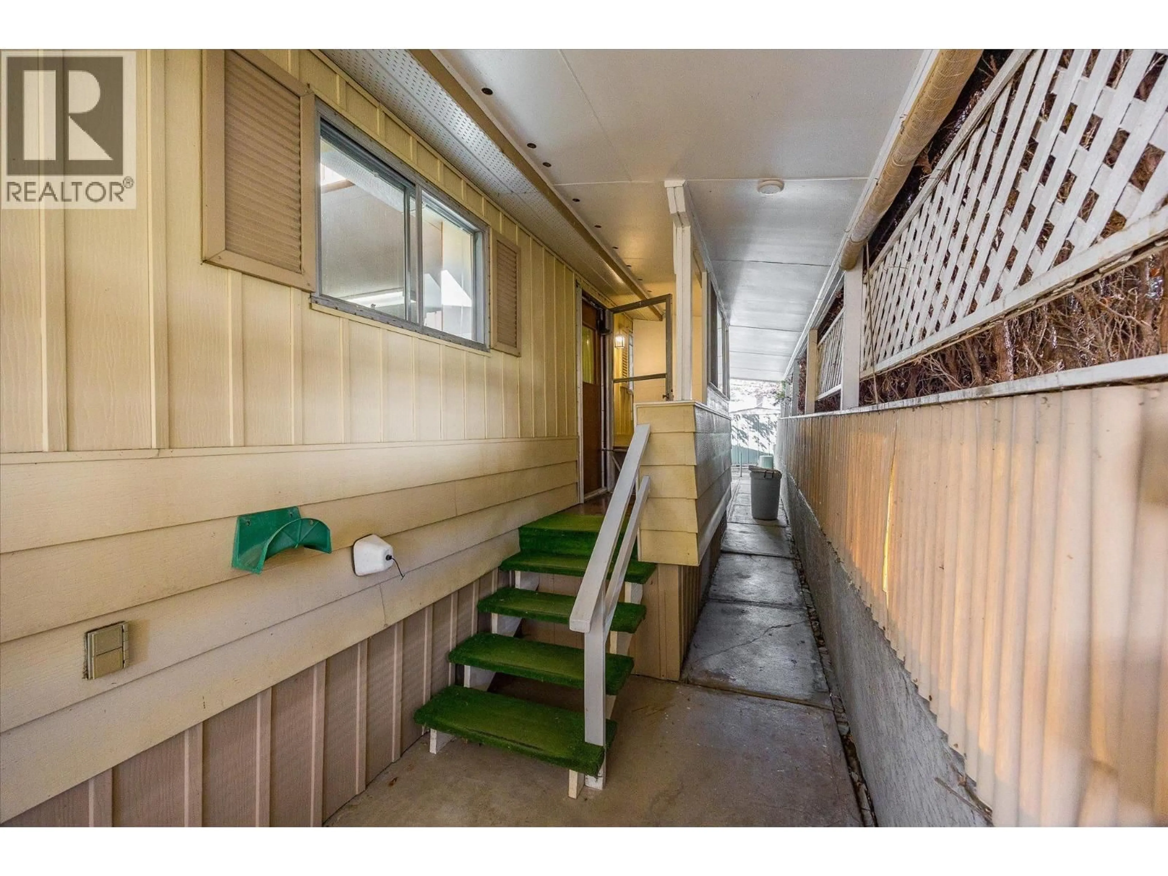 Unknown for 12 - 2098 BOUCHERIE ROAD, West Kelowna British Columbia V4T2A5