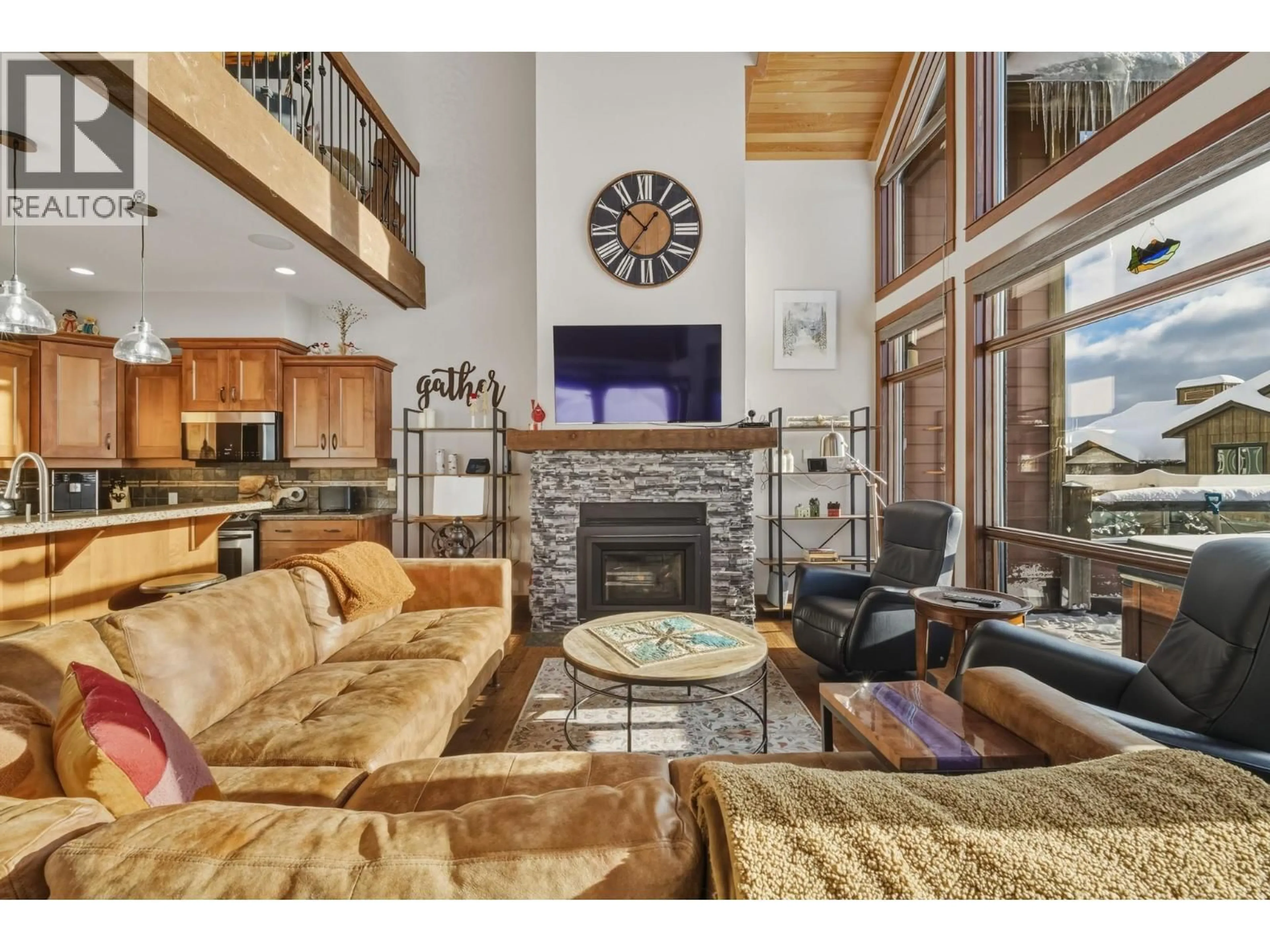 Living room with furniture, unknown for 180B GRIZZLY RIDGE TRAIL, Big White British Columbia V1P1P3