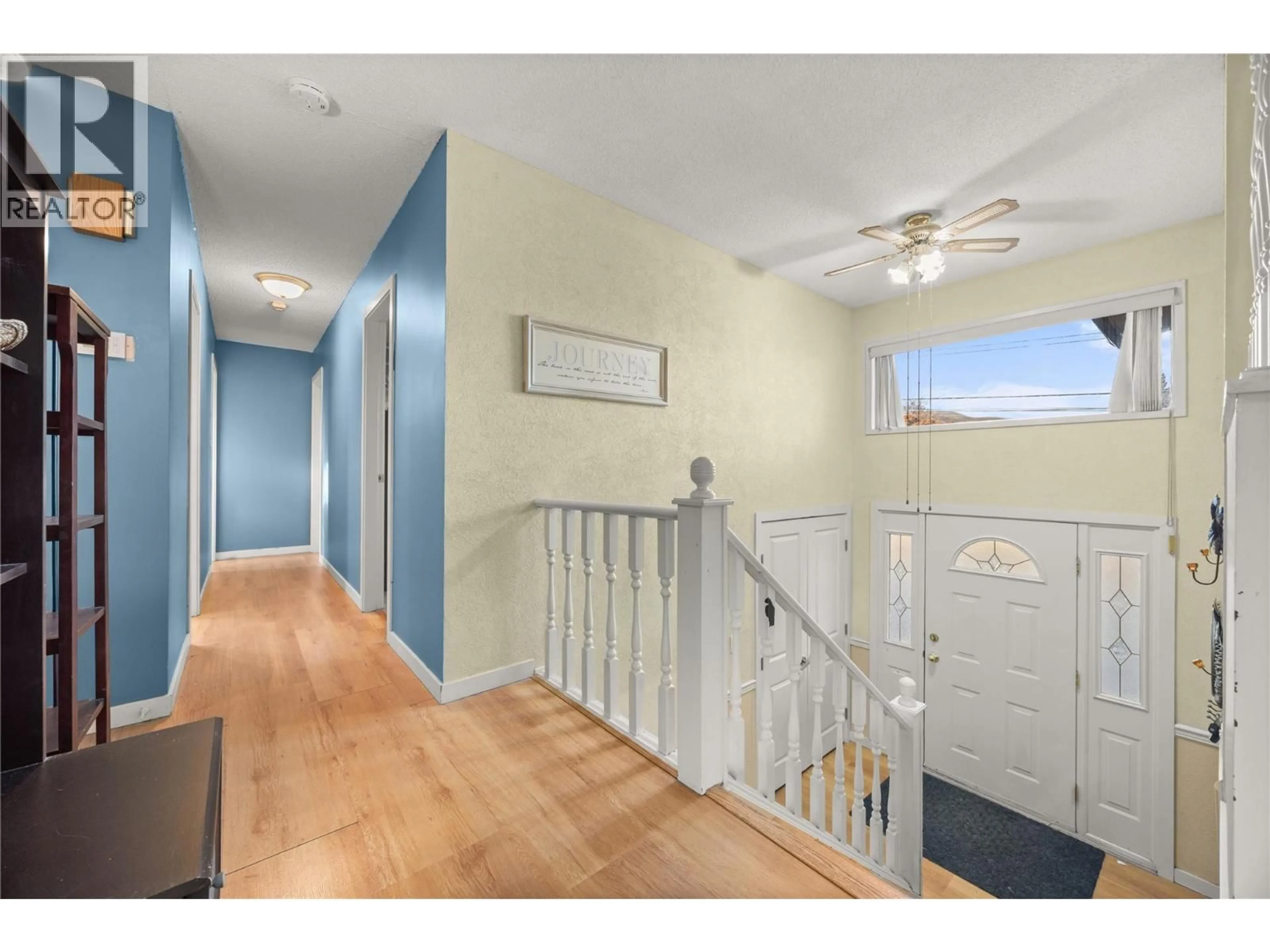 Indoor entryway for 2535 CRESTVIEW ROAD, West Kelowna British Columbia V1Z1Z4