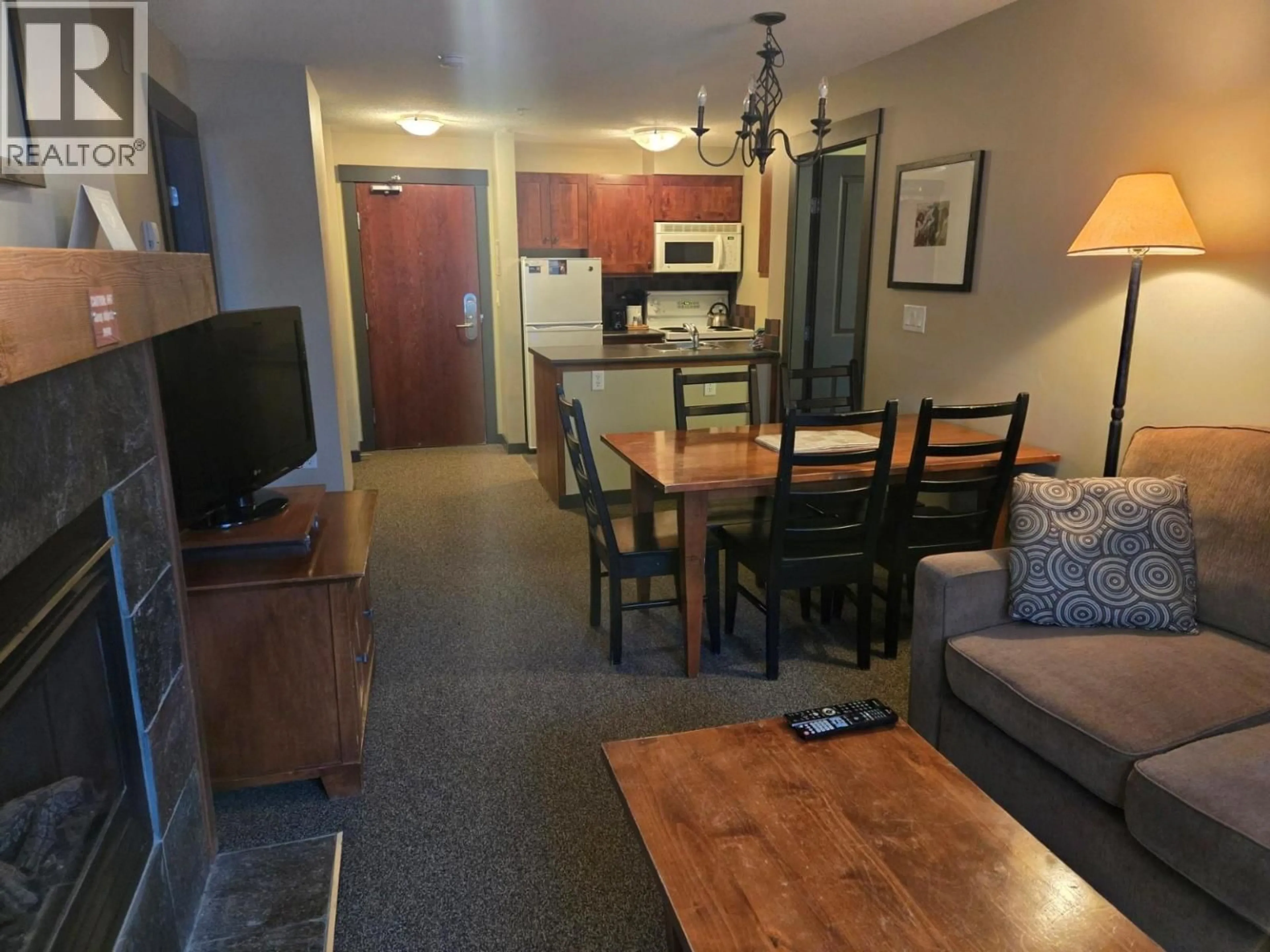 Unknown for 406 - 2070 SUMMIT DRIVE, Panorama British Columbia V0A1T0