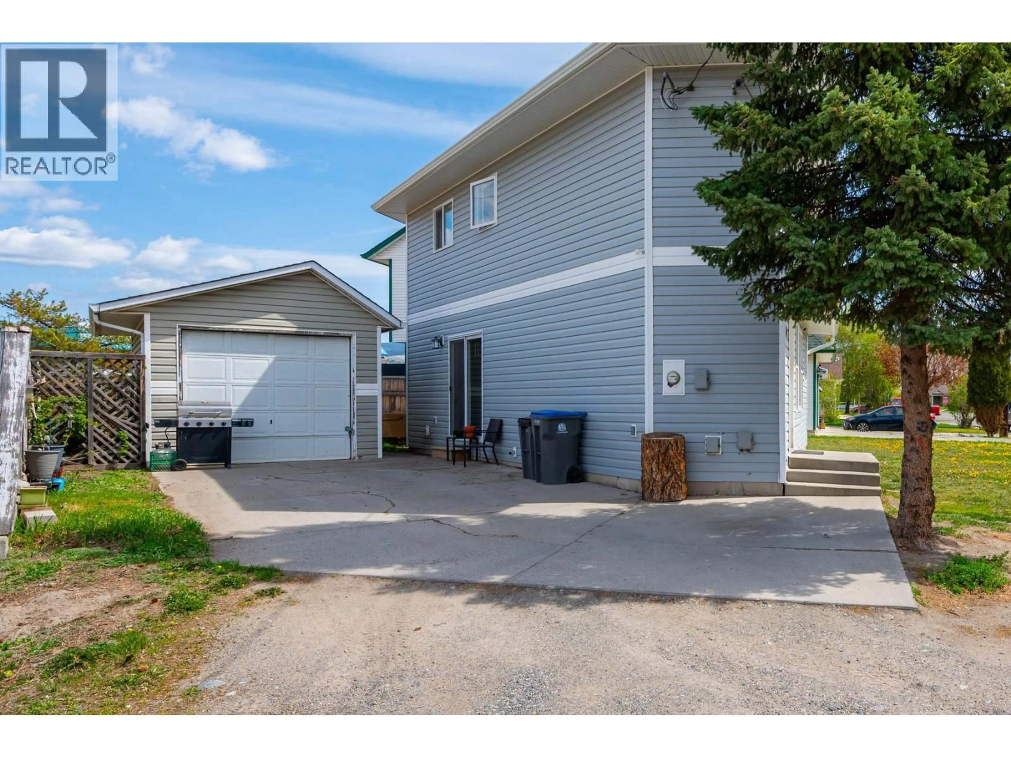 A pic from outside/outdoor area/front of a property/back of a property/a pic from drone, street for 2101 BLACKWELL AVENUE, Merritt British Columbia V1K1H7