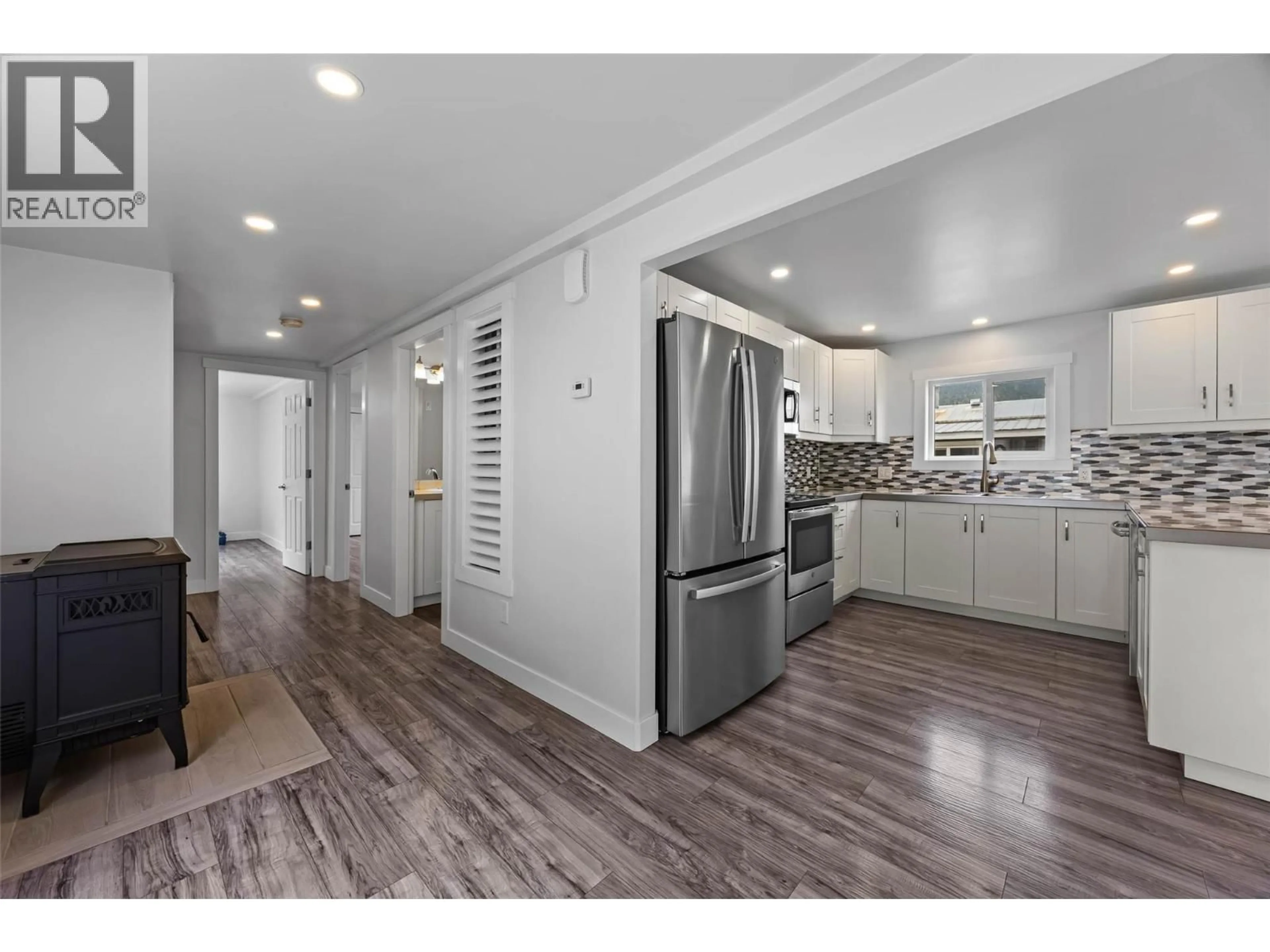 Open concept kitchen, unknown for 32 - 1214 OKANAGAN AVENUE, Chase British Columbia V0E1M0